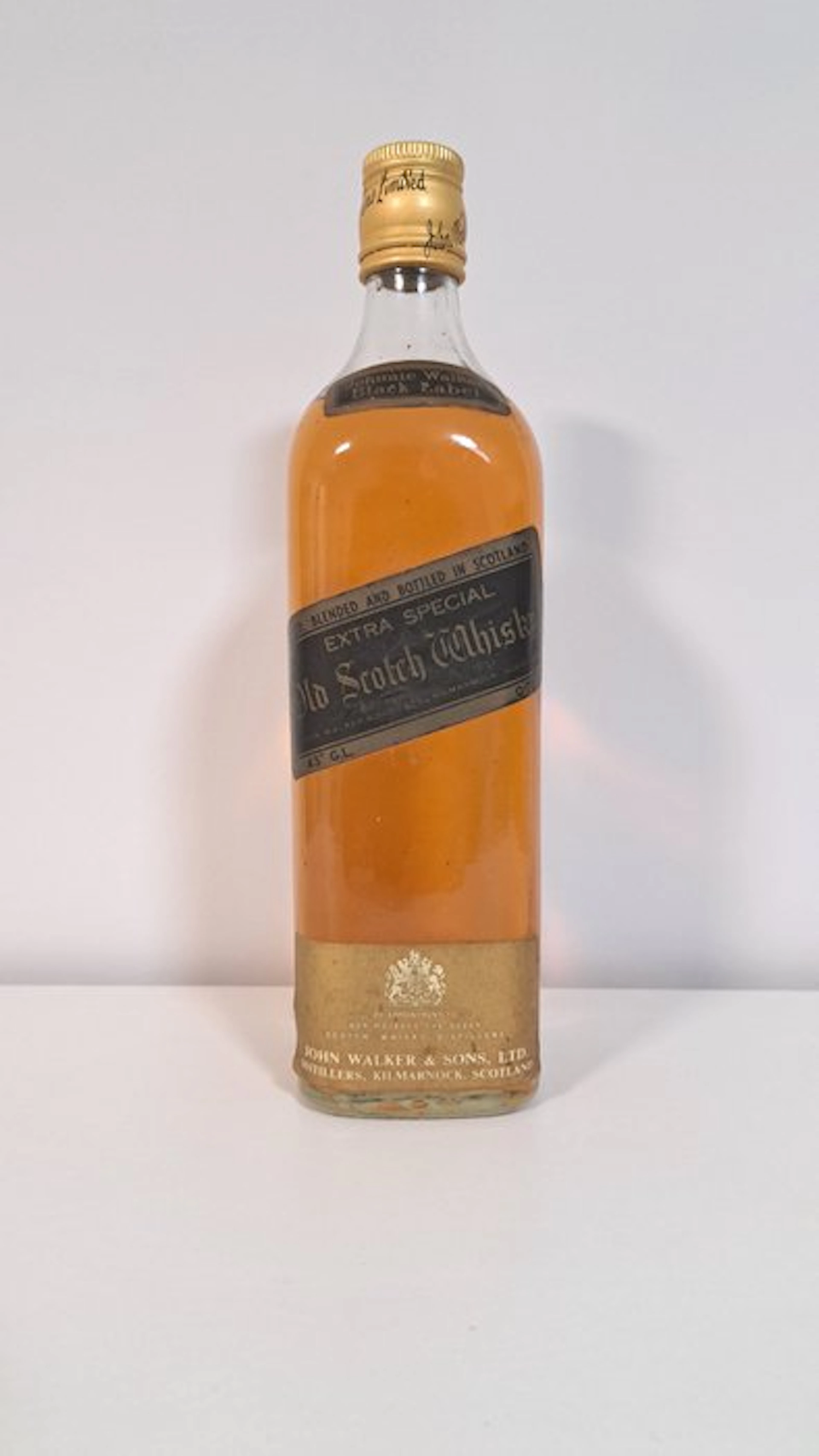 Johnnie Walker Black Label Extra Special - b. 1970s - 75cl