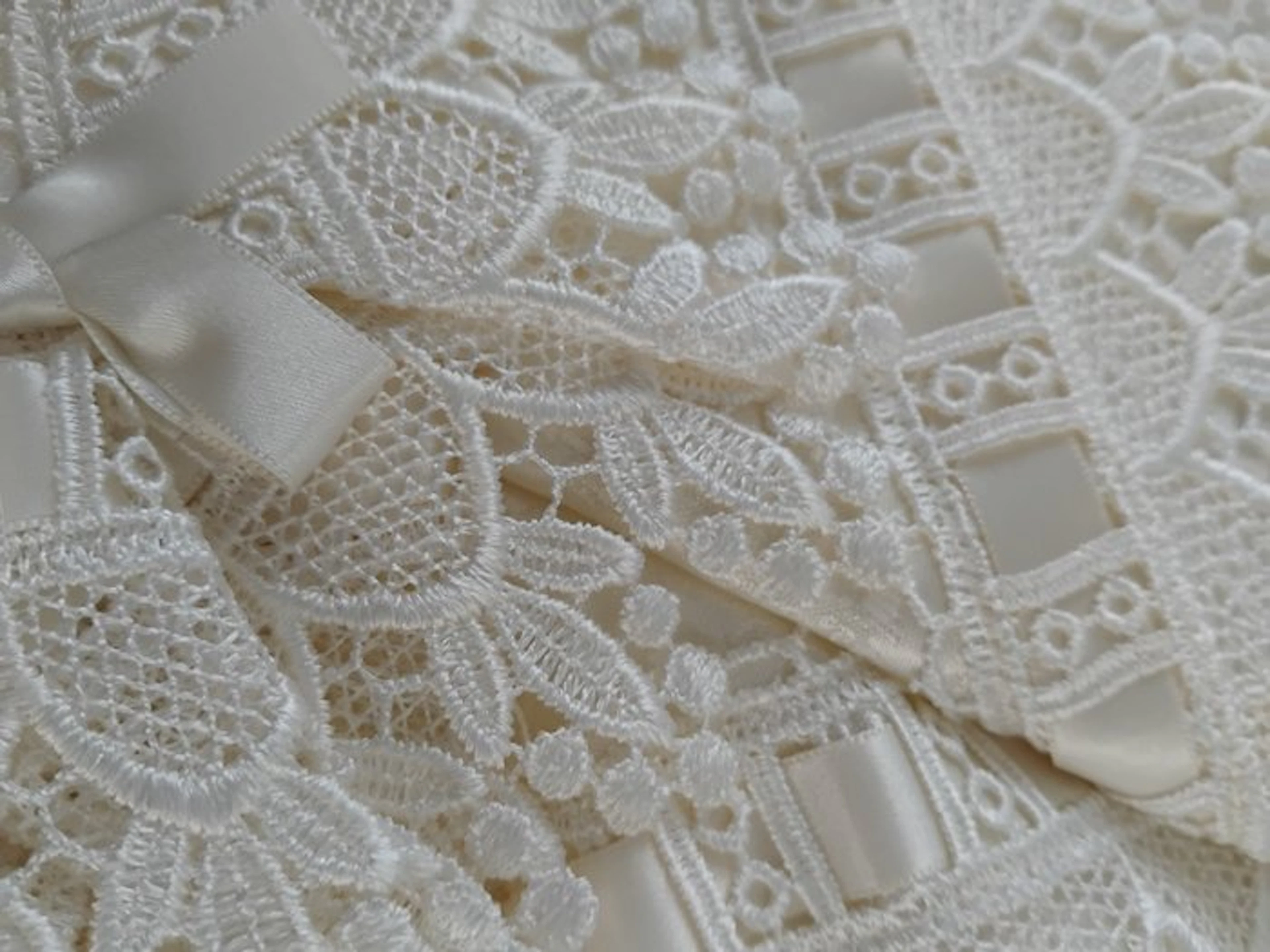 CV ricami - Balloton - Bedspread (5) - 240 cm - 280 cm...