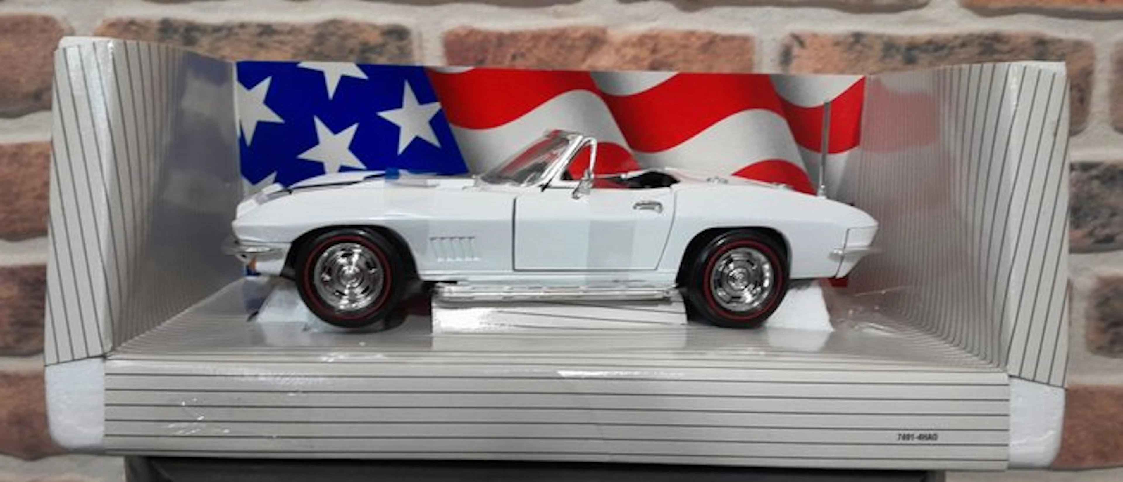 Ertl 1:18 - Model car - Chevrolet Corvette L-88 (1967)