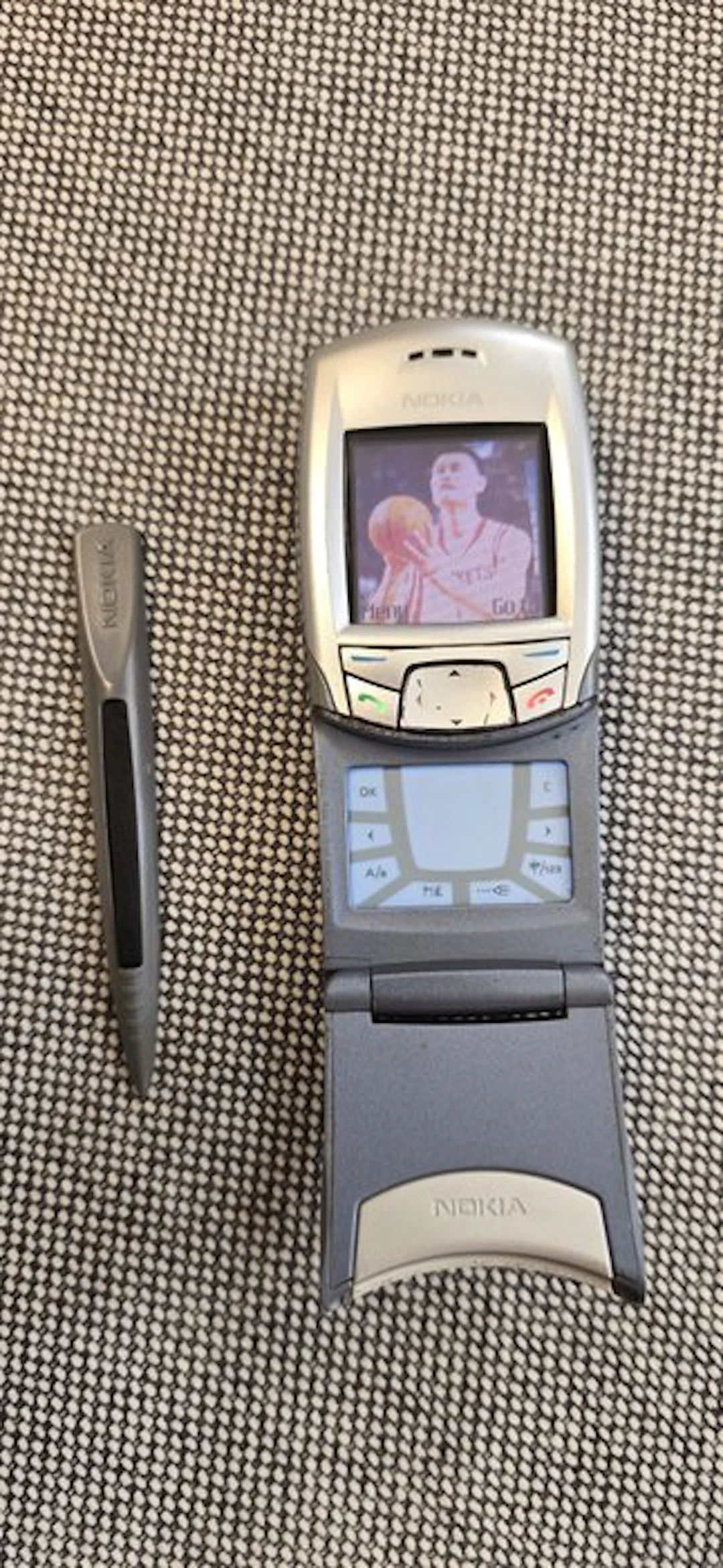 Nokia 6108 - Mobile phone