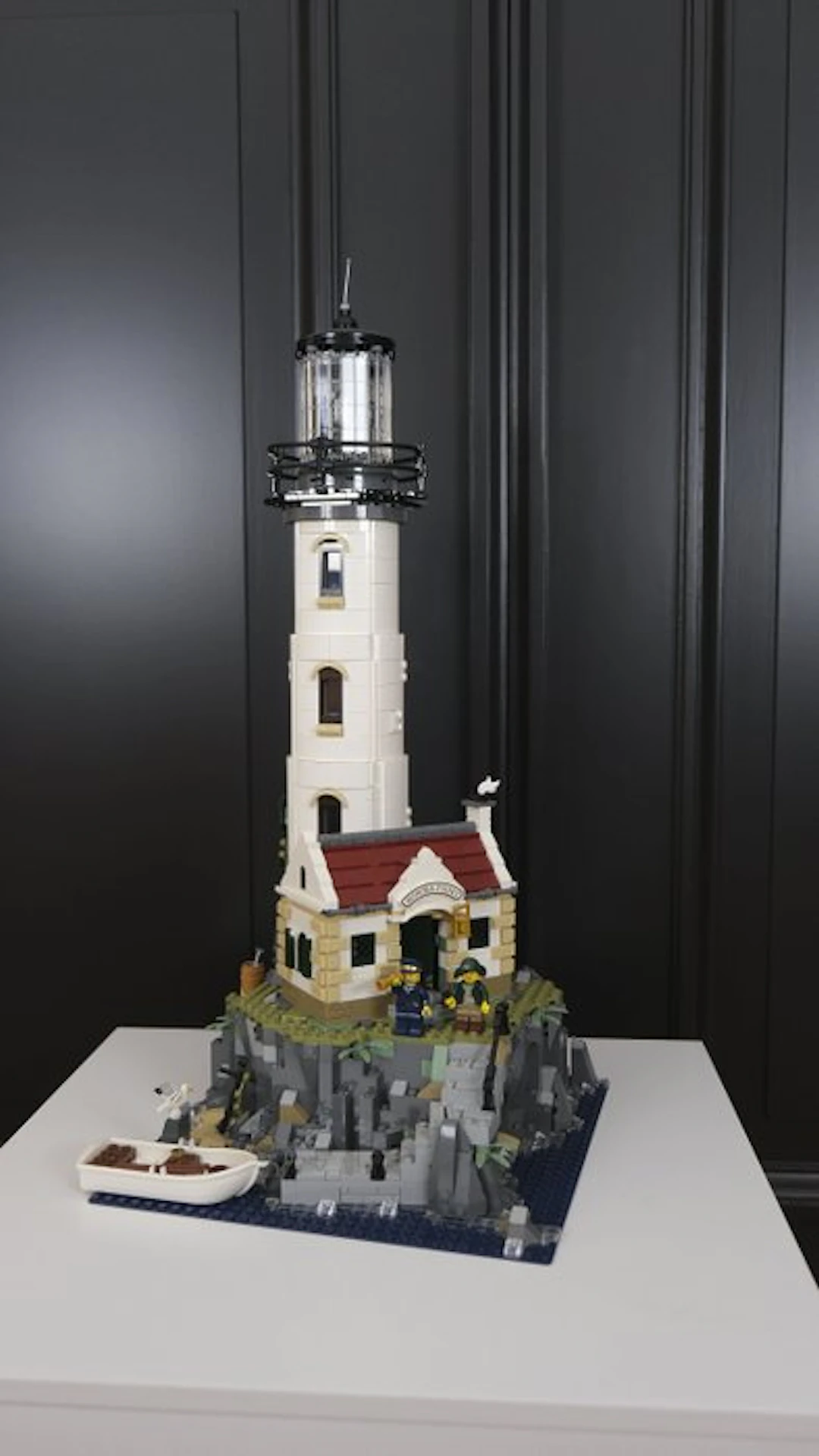 LEGO Set - 21335 - Ideas (CUUSOO) - Motorized Lighthouse - Used - Retired