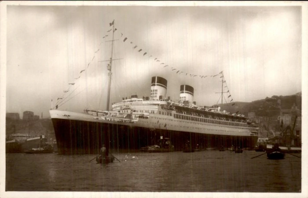 Ships/ boats - Postcard (124) - 1900-1999