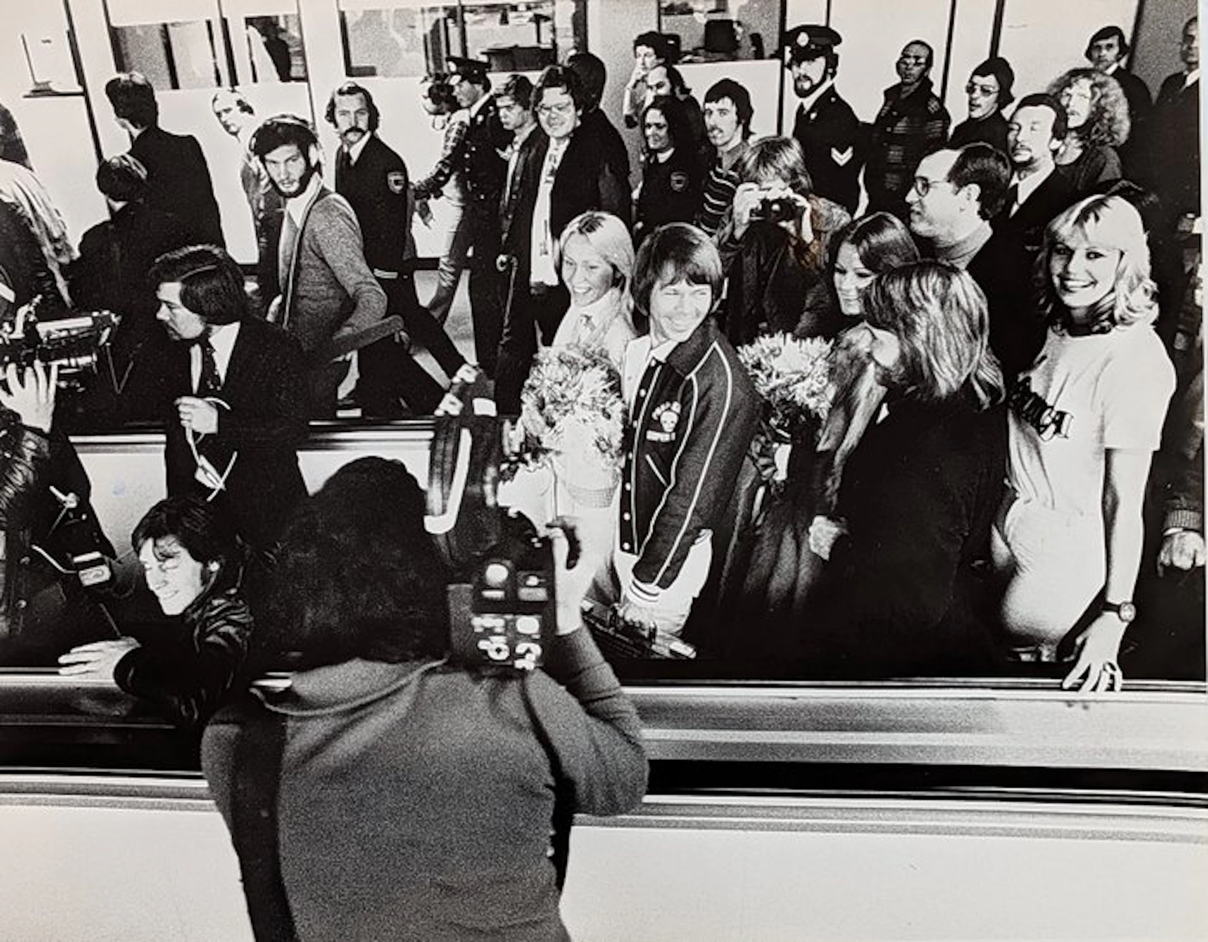 Gijsbert Hanekroot - Abba, Schiphol Amsterdam, 1976