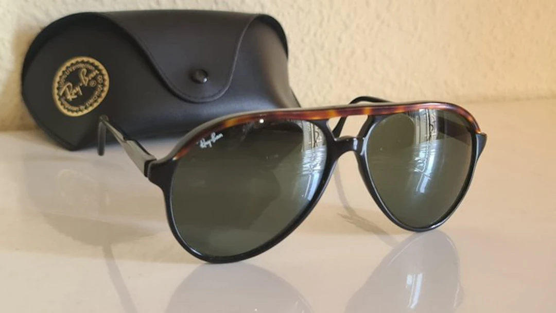 Bausch & Lomb U.S.A - Vintage Bausch & Lomb Ray-Ban Style...