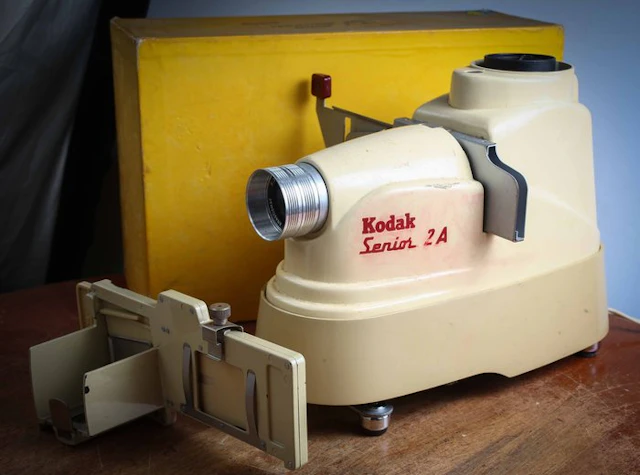 Kodak Senior 2A avec Readymatic F Slide projector