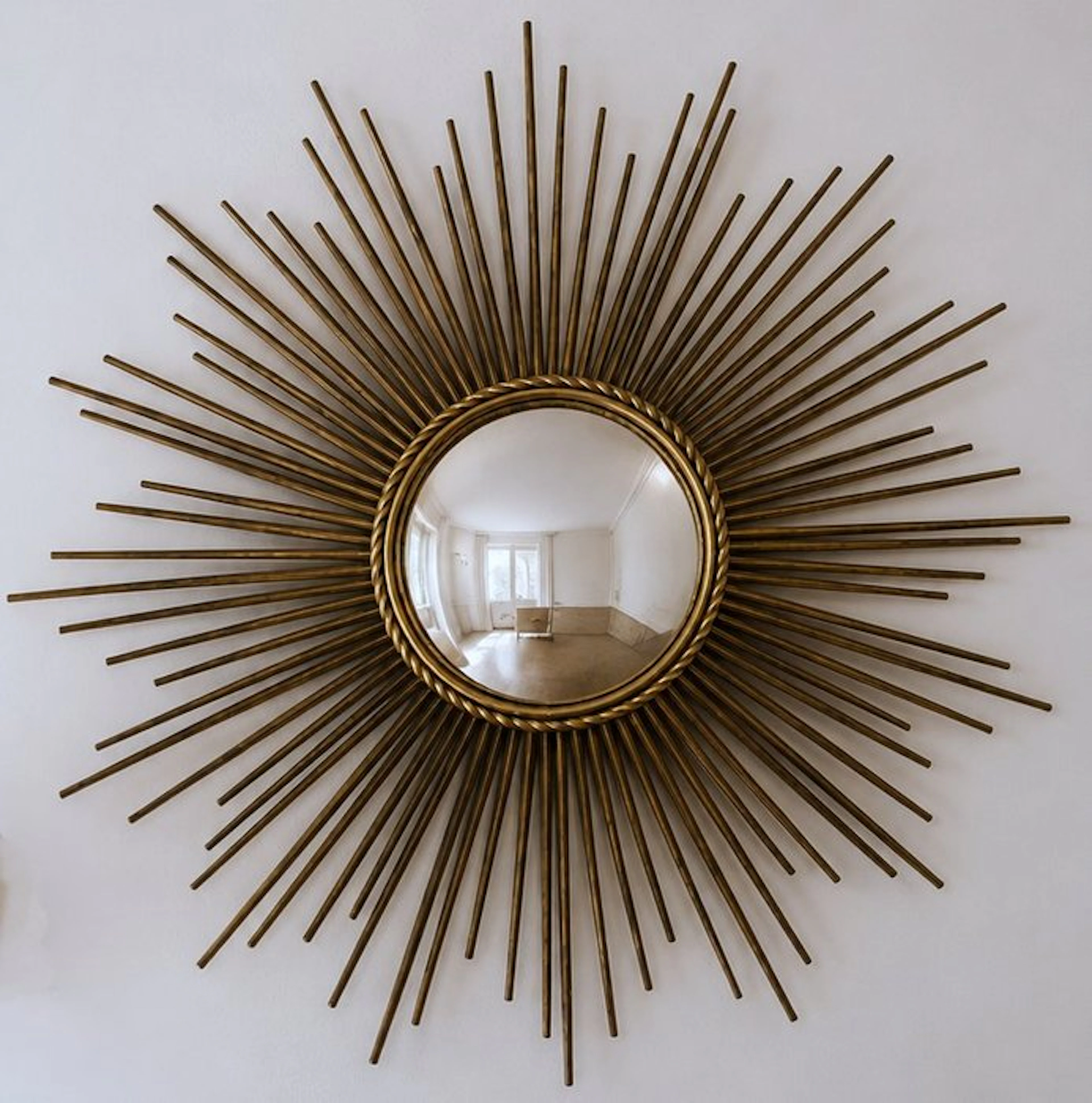 Chaty Vallauris - Wall mirror- Mirror sun witch - Brass