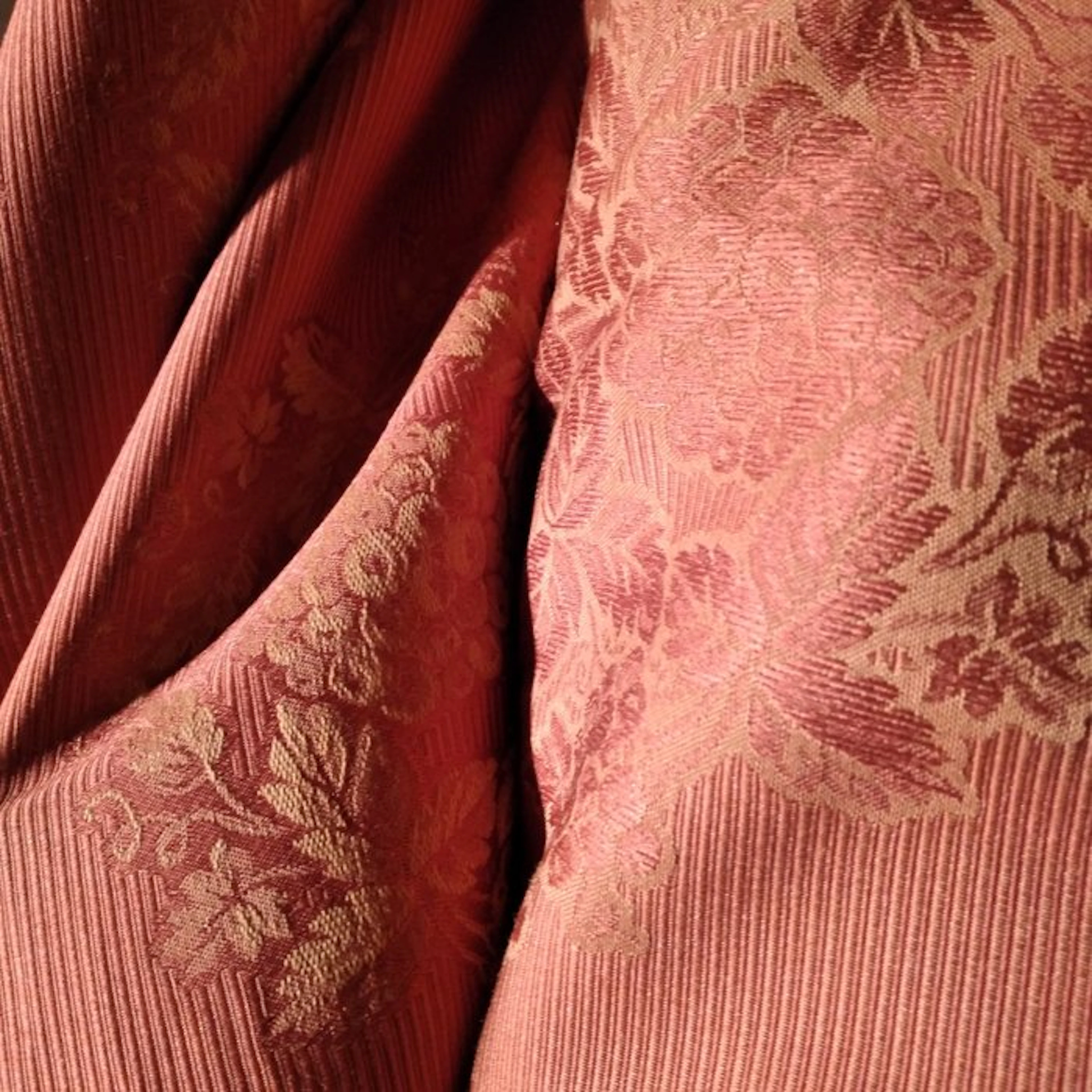 Stunning Damask Fabric - Upholstery fabric - 450 cm - 140 cm