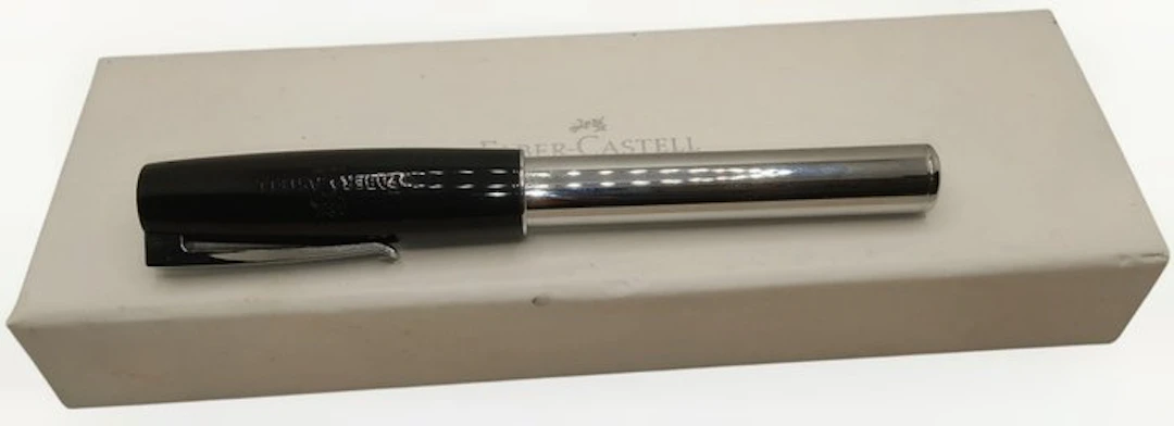 Faber Castell - Shiny Chrome & Black - No reserve price - Pen