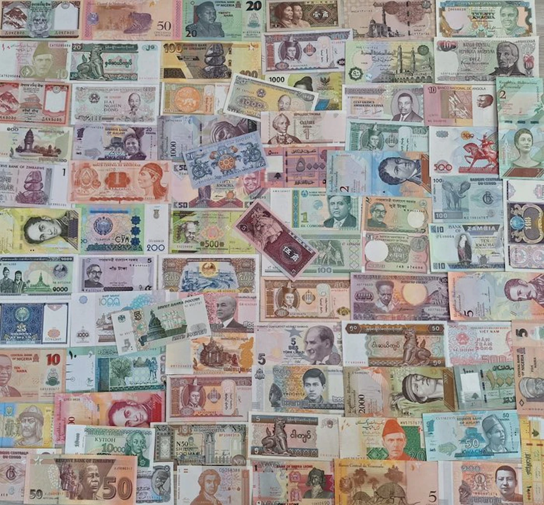 World. - 100 banknotes - various dates (No reserve price)