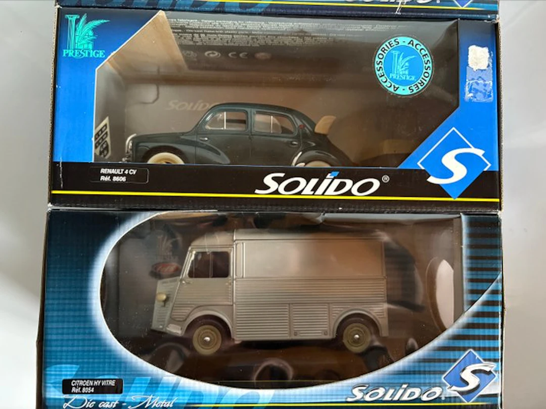 Solido 1:18 - Model car (3) - Renault 4 CV; Renault 4 CV...