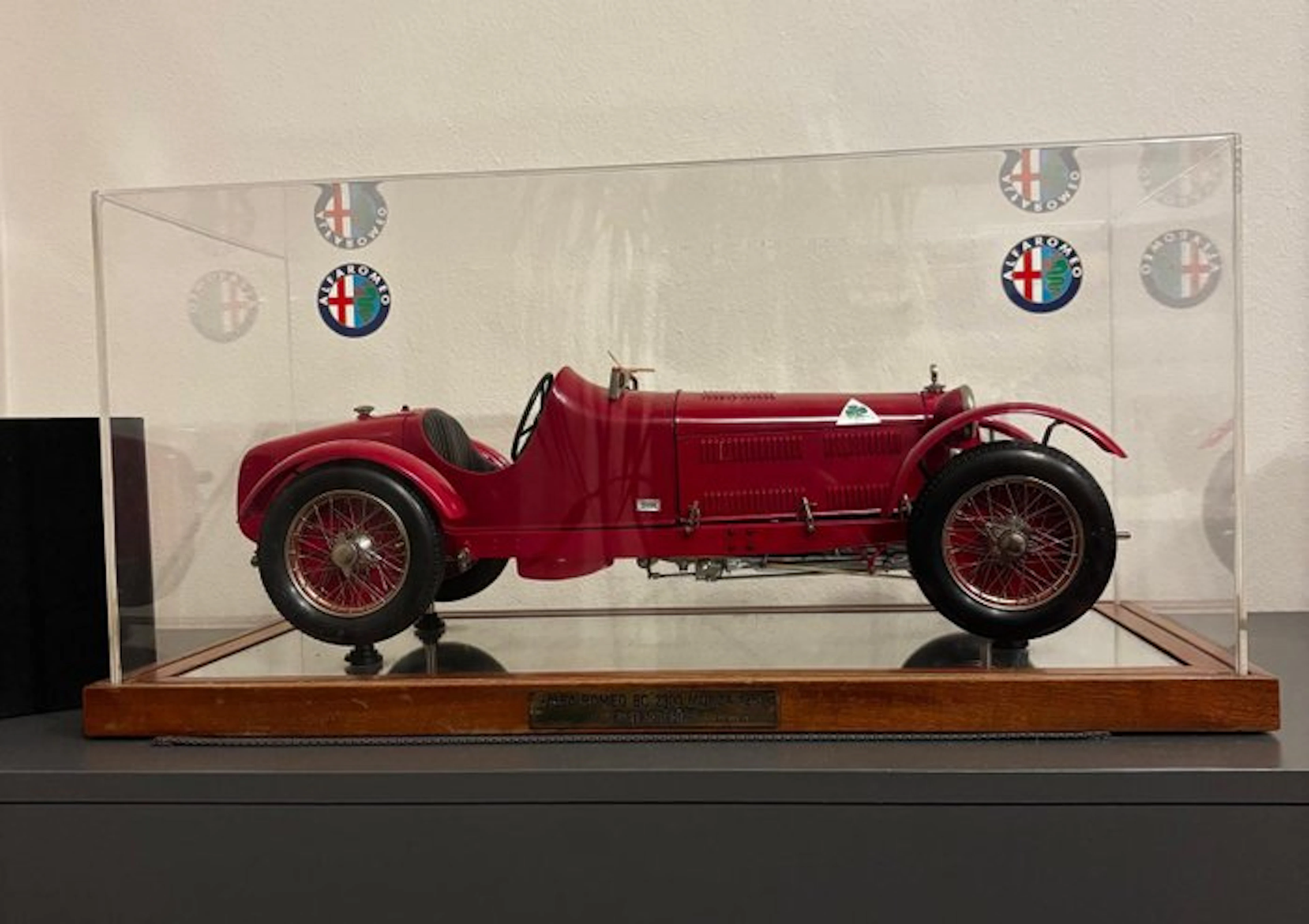 Pocher - Model sports car - ALFA ROMEO 8C 2300 MONZA