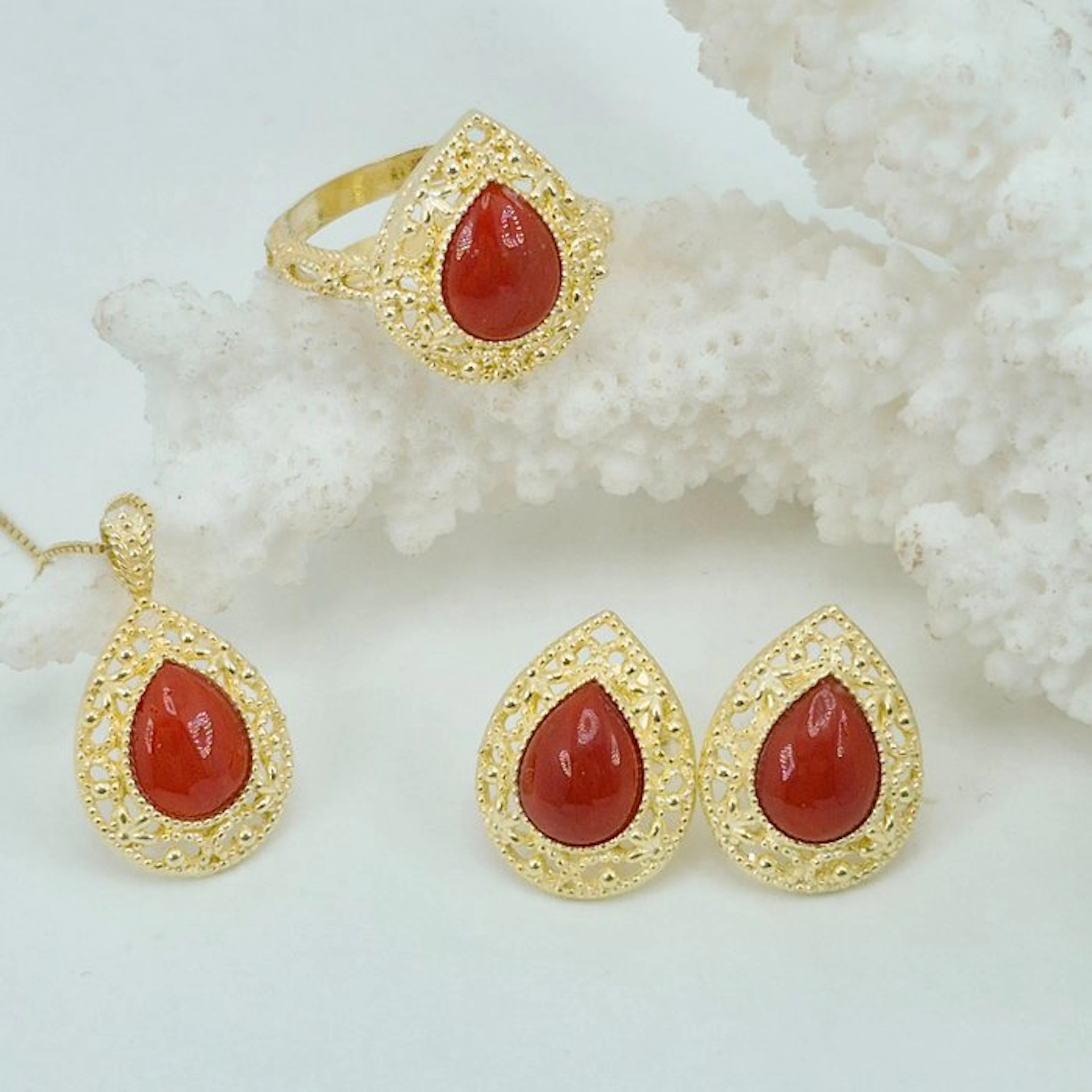 Coral - Silver, Gold-plated - 3 piece jewellery set - CORALLO MEDITERRANEO