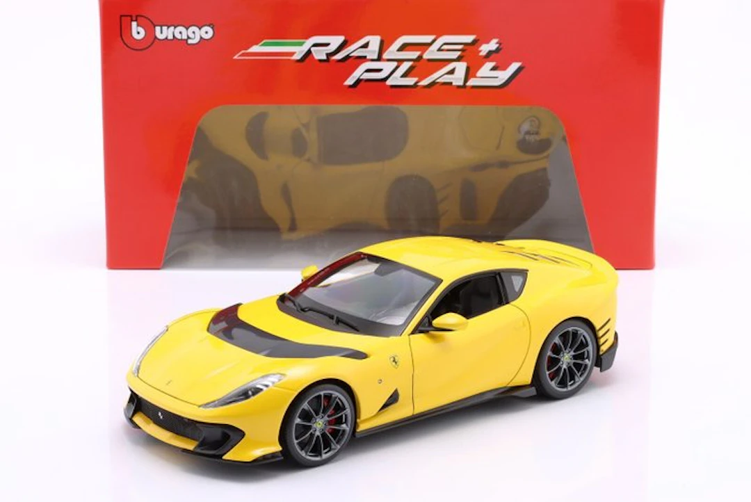 Bburago 1:18 - Model sports car - Ferrari 812...