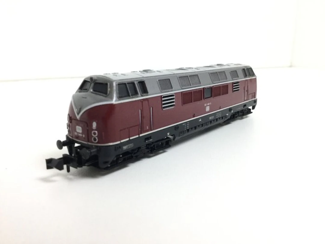 Arnold Rapido N - 2022 - Diesel locomotive (1) - BR221...