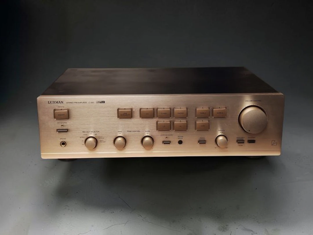 Luxman - C-383 Preamplifier
