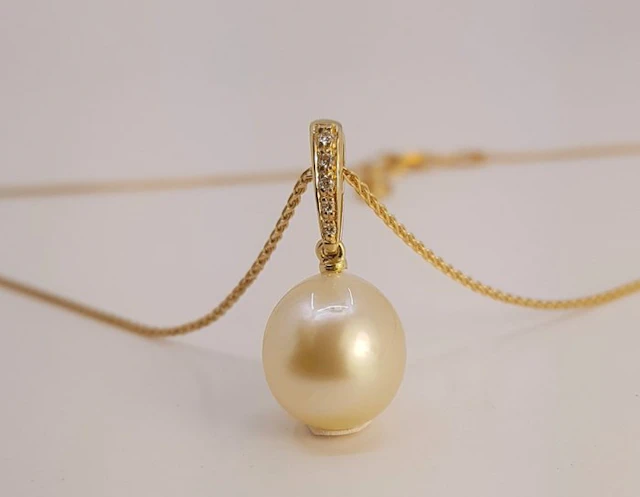 Necklace with pendant - 14 kt