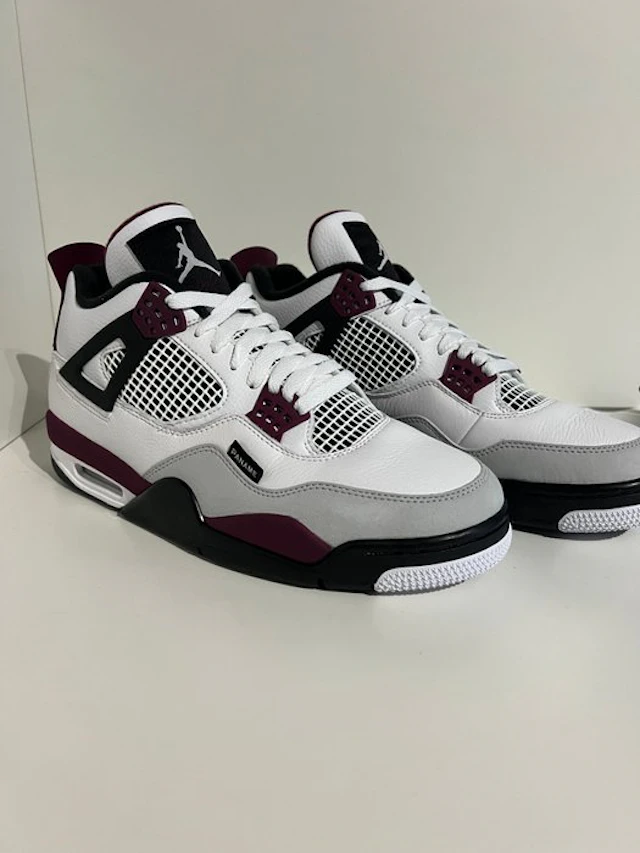 Air Jordan - Air Jordan 4 - Sneakers - Size: EU 43 - New with tags