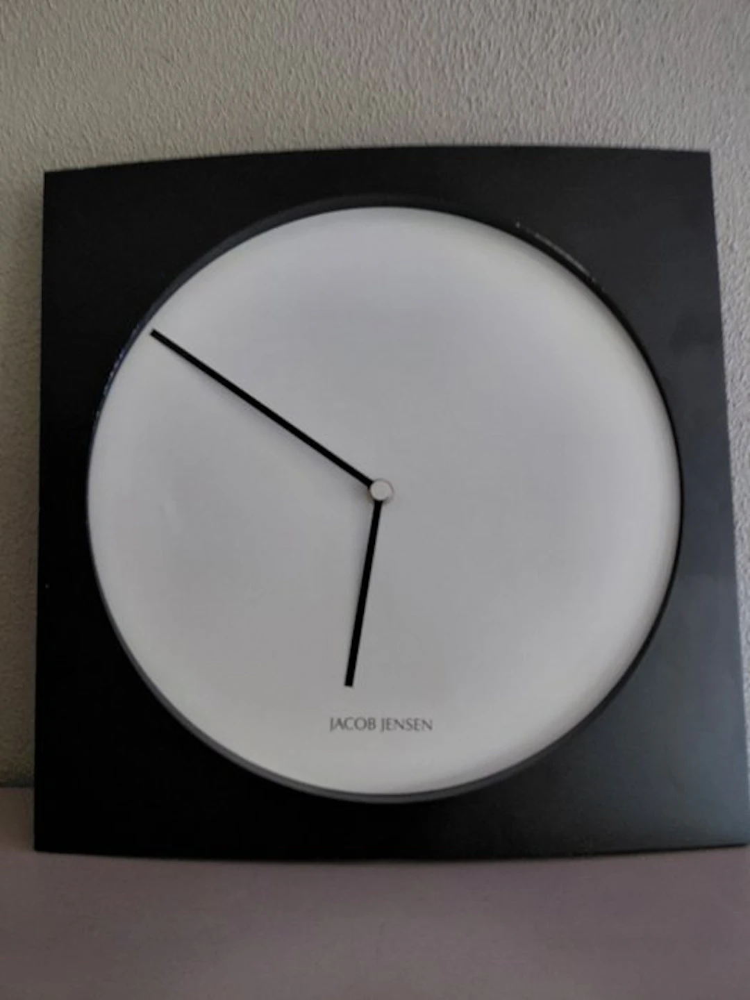 Clock - Jacob Jensen Danish design Wood - 2000-2010 - Model 320