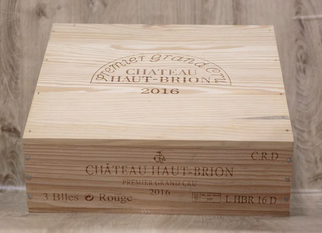 2016 Chateau Haut Brion - Pessac-Léognan 1er Grand Cru...