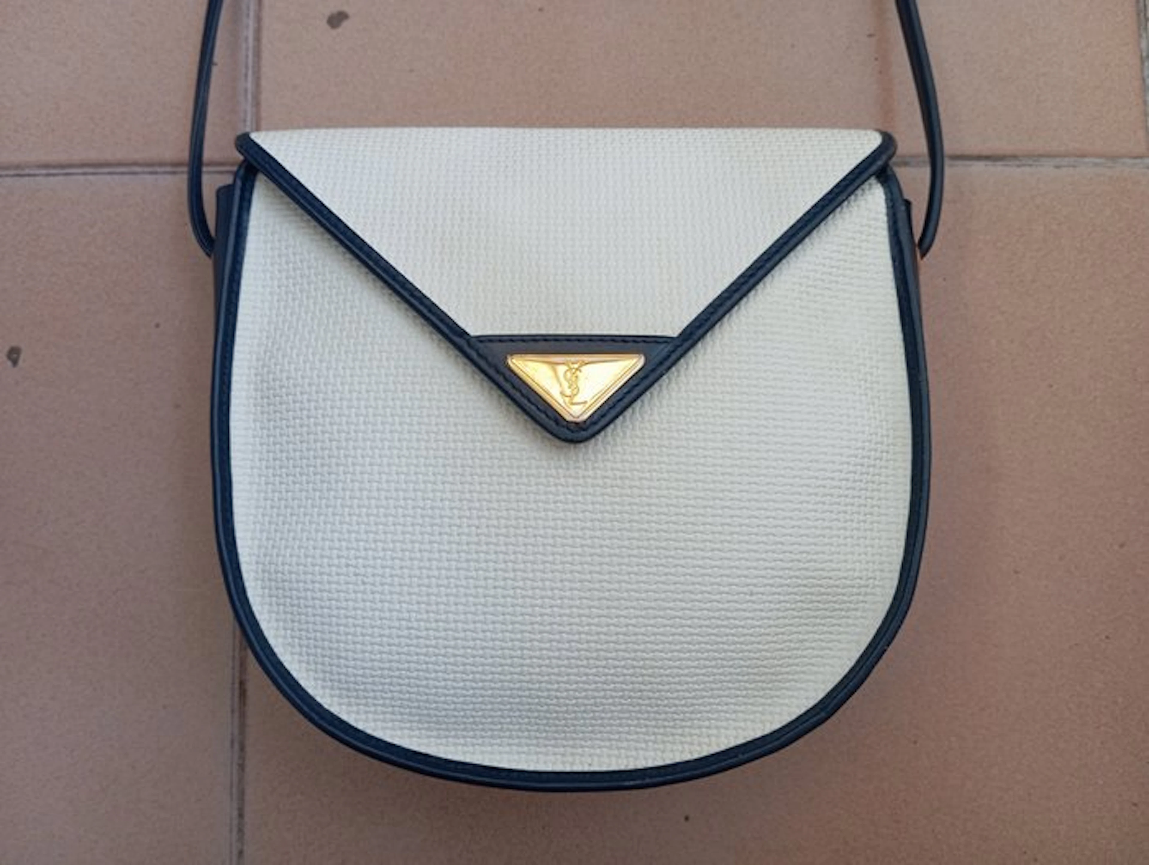 Yves Saint Laurent - Shoulder bag