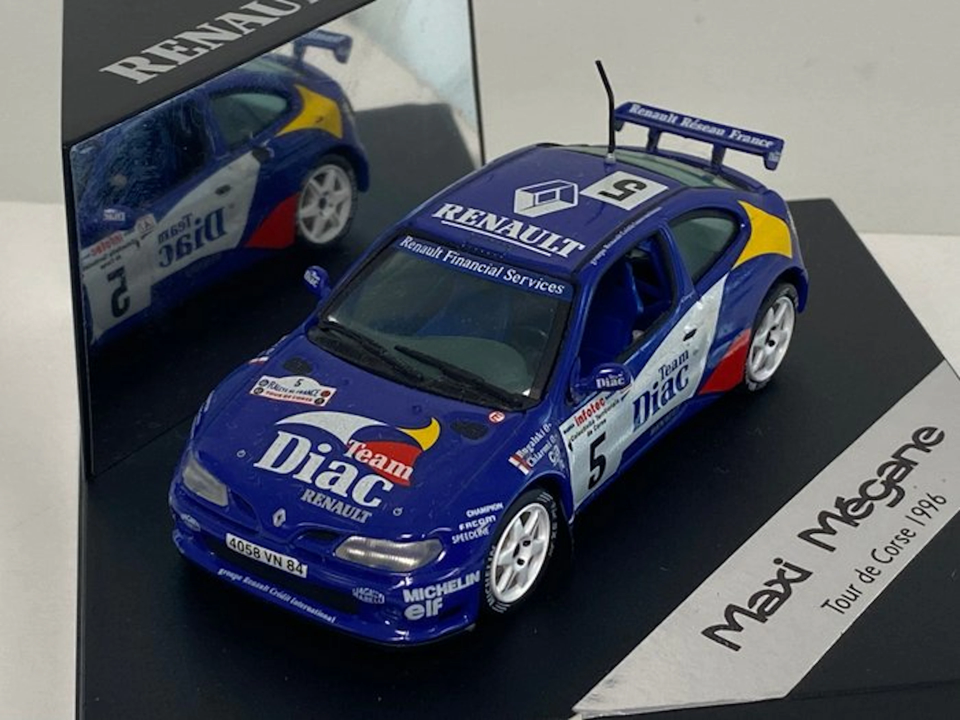 Vitesse 1:43 - Model race car - Renault Maxi Mégane #5...