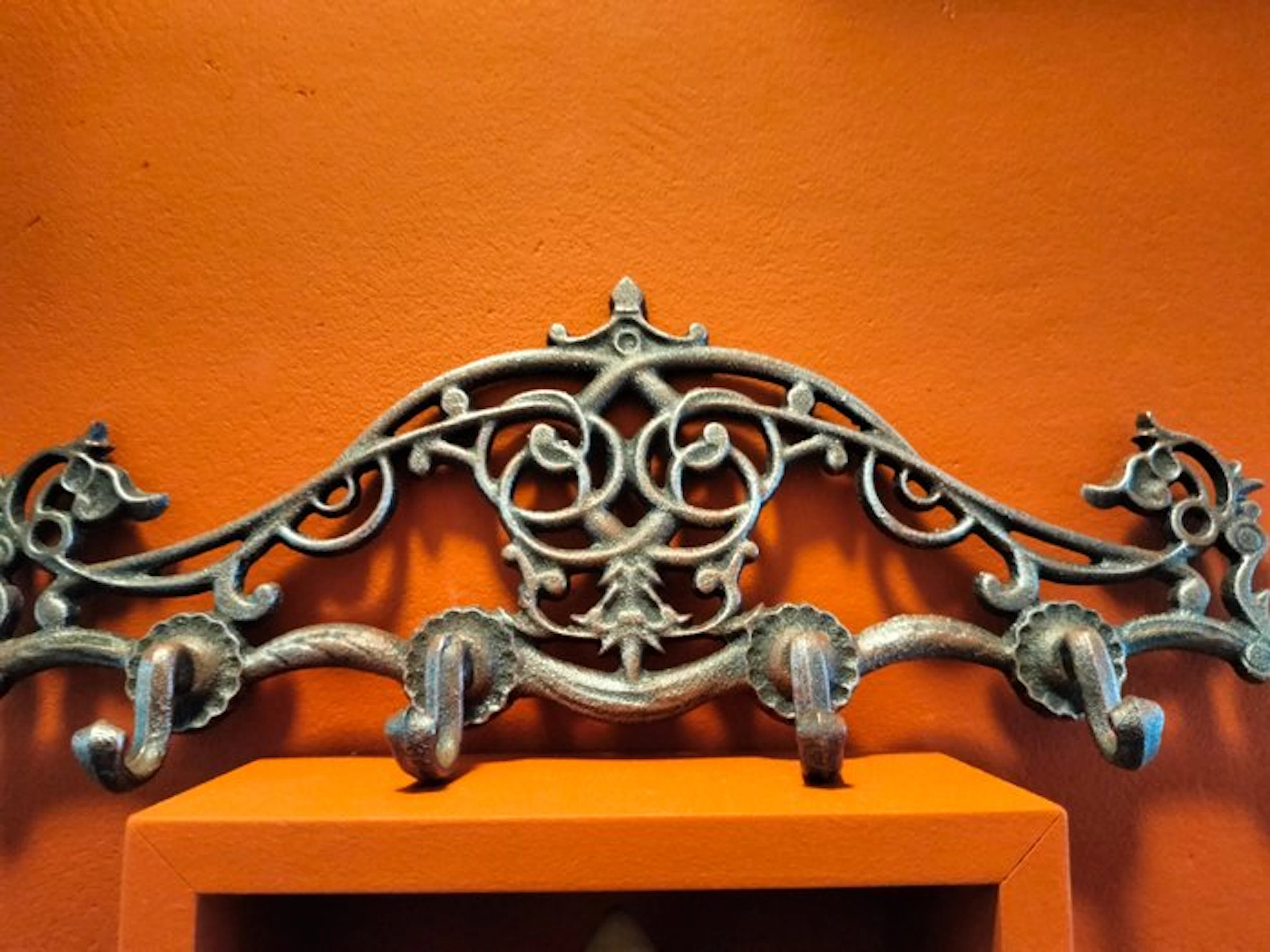 Coat rack - Cast iron - Stylish coat rack