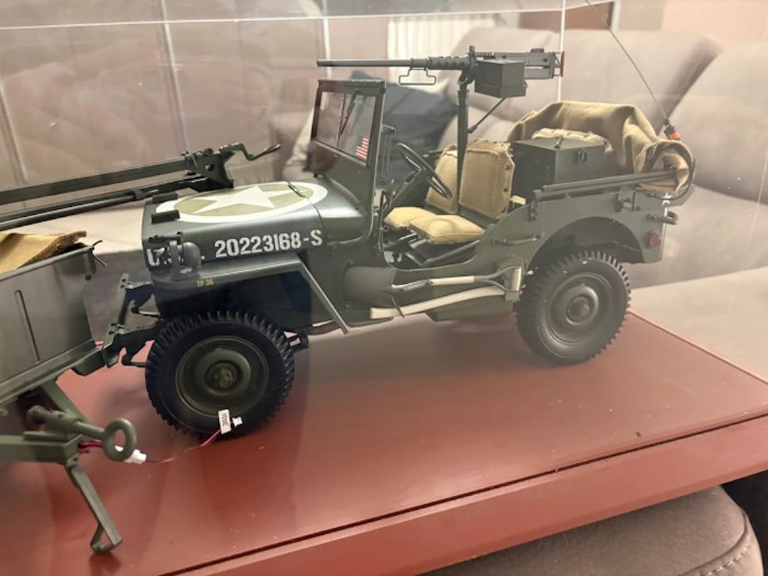 Hachette 1:8 - Model car (3) - Jeep willis