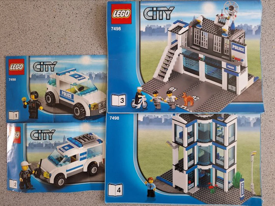 LEGO Set - 7498 - City - Police Station