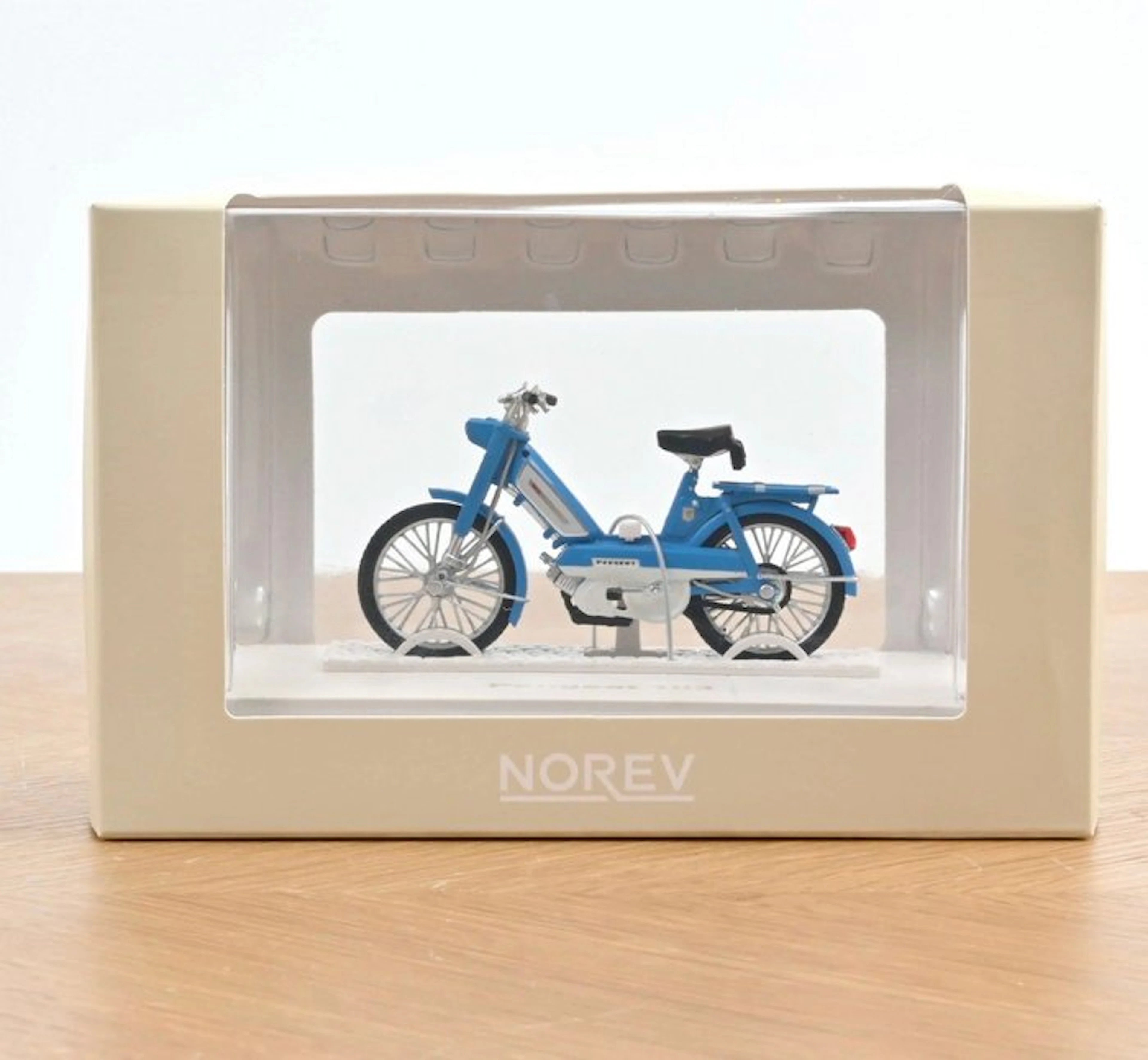 Norev 1:18 - Model motorcycle - Peugeot 103 (1972)