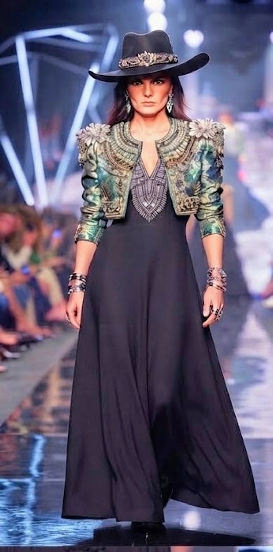 Bsb - Women's suit
