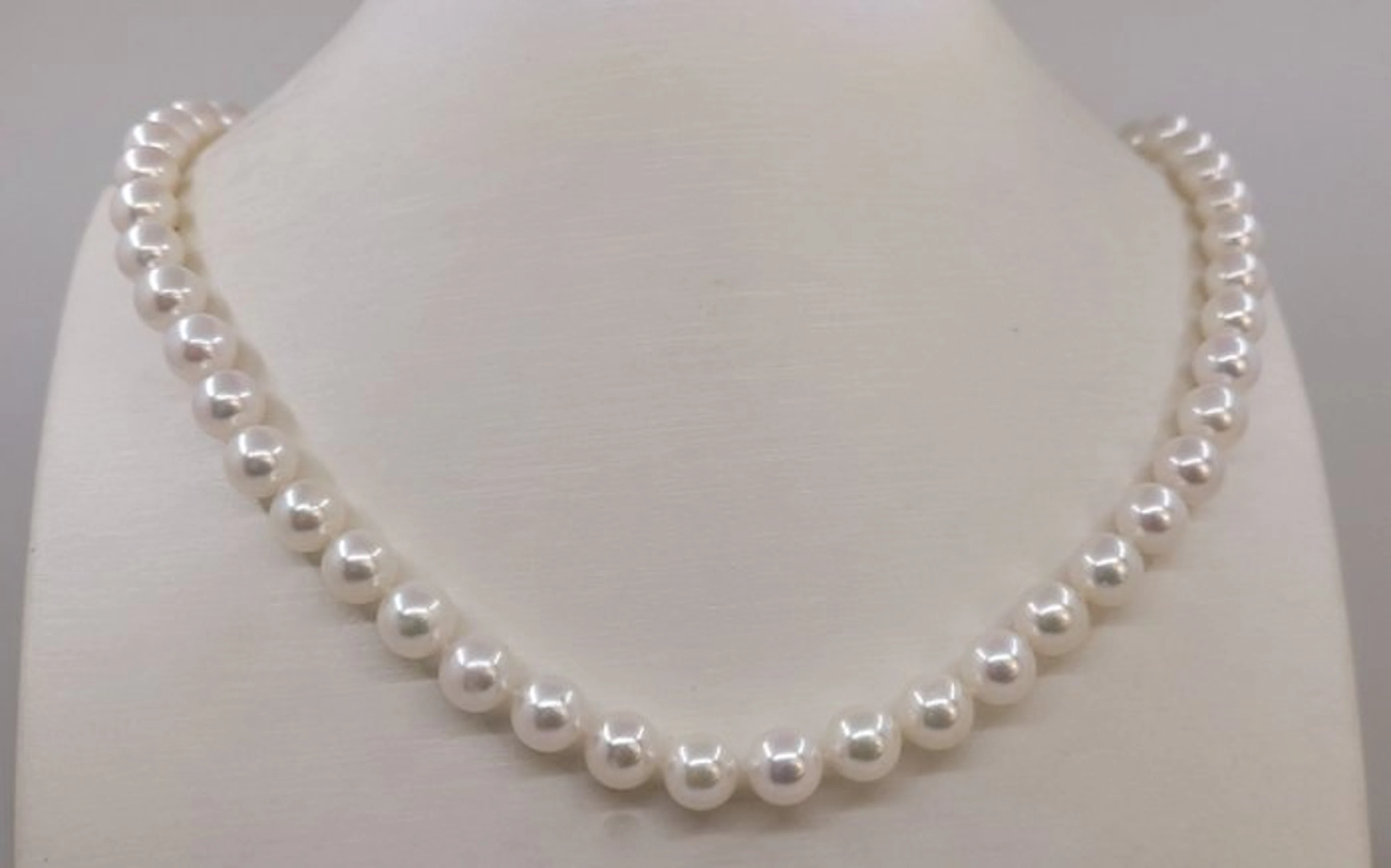 Necklace ALGT Certified Akoya Pearls -6.6x7.4mm