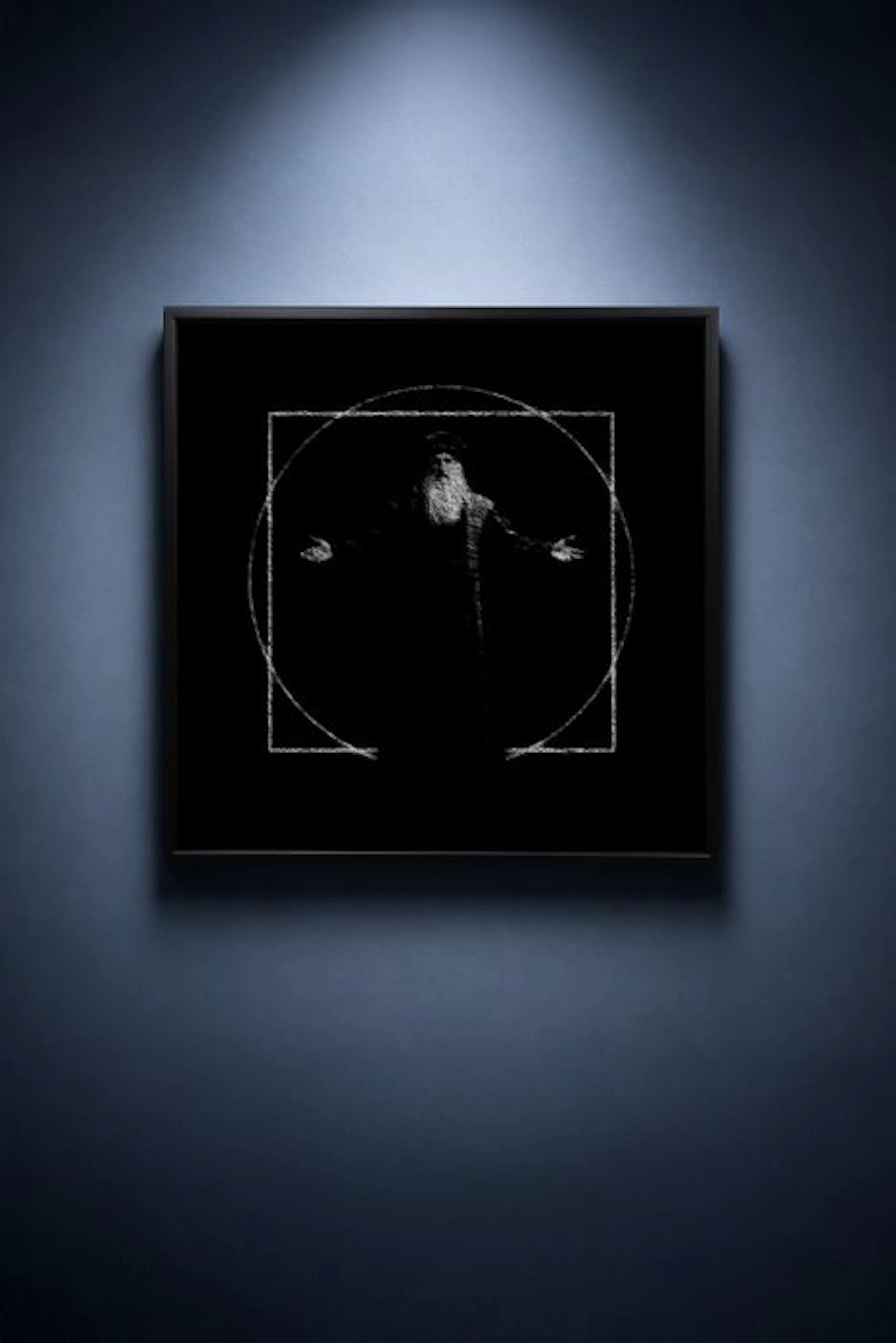 Tijs Dragtsma (1992) - Leonardo in Vitruvian Light