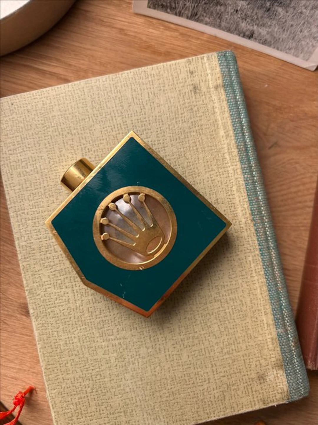 Rolex - Perfume bottle - Gold-plated brass