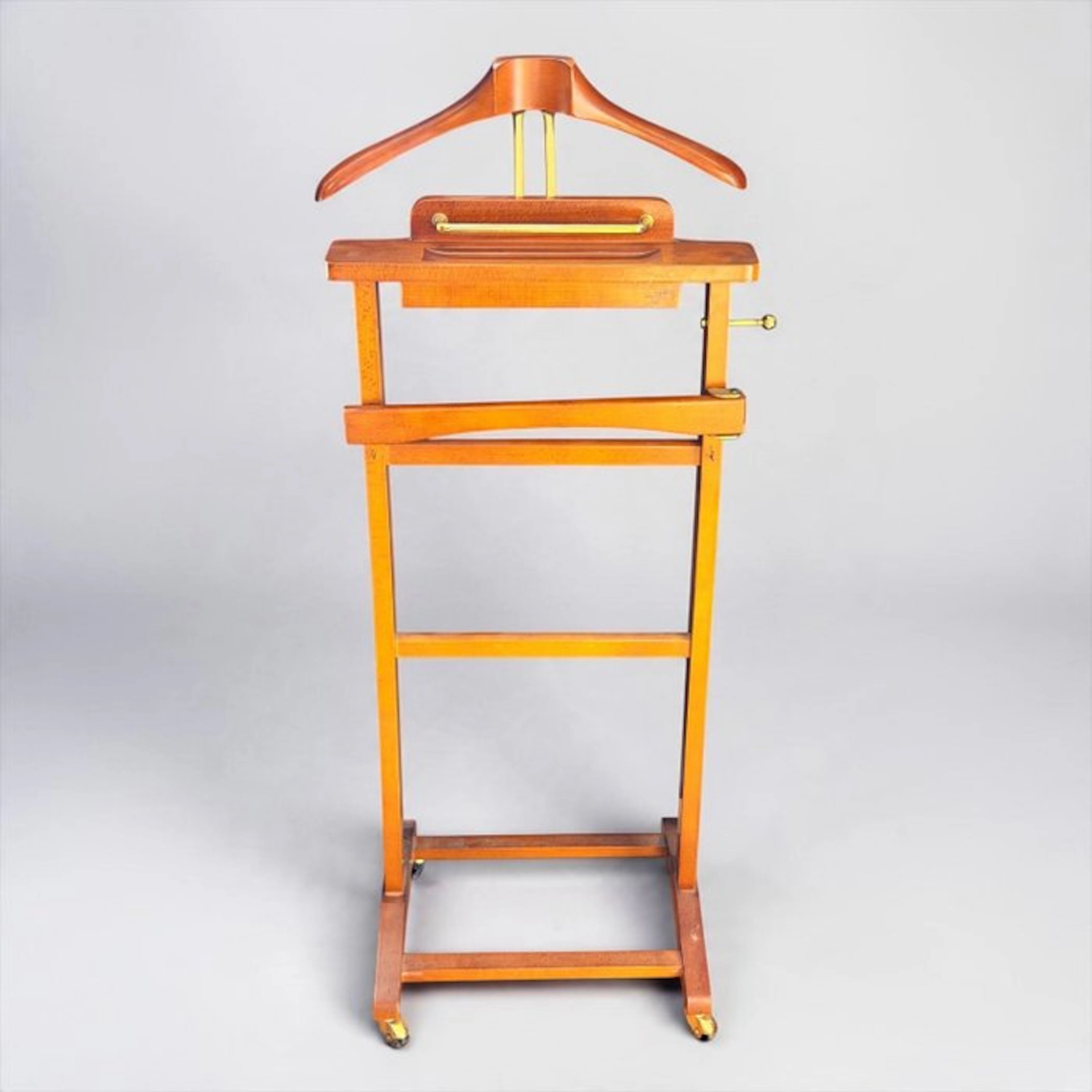 Dressboy - Wheels - Wood - Edwardian