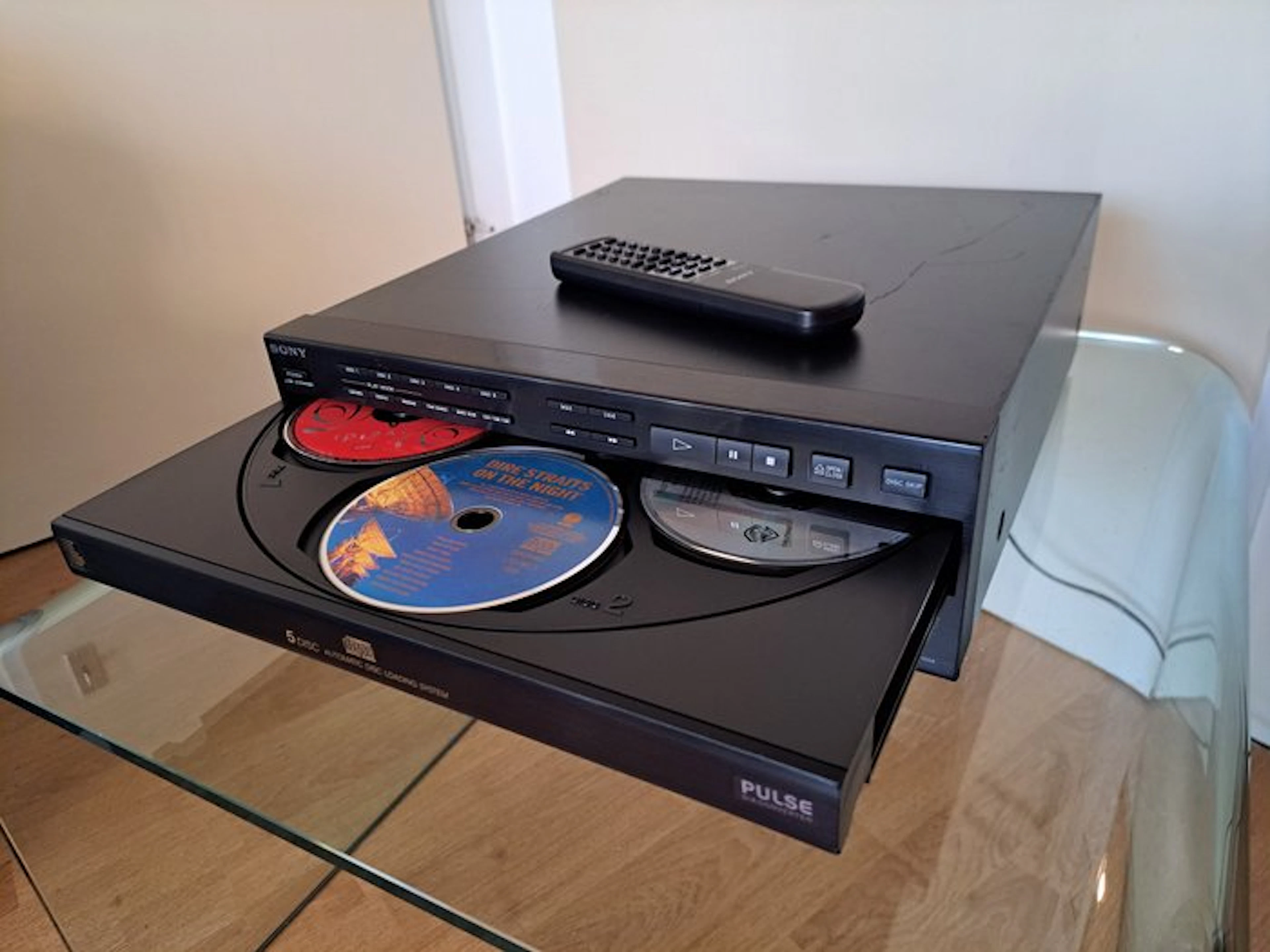 Sony - CDP-C315M / 5-Disc Rotary Carousel Changer CD player