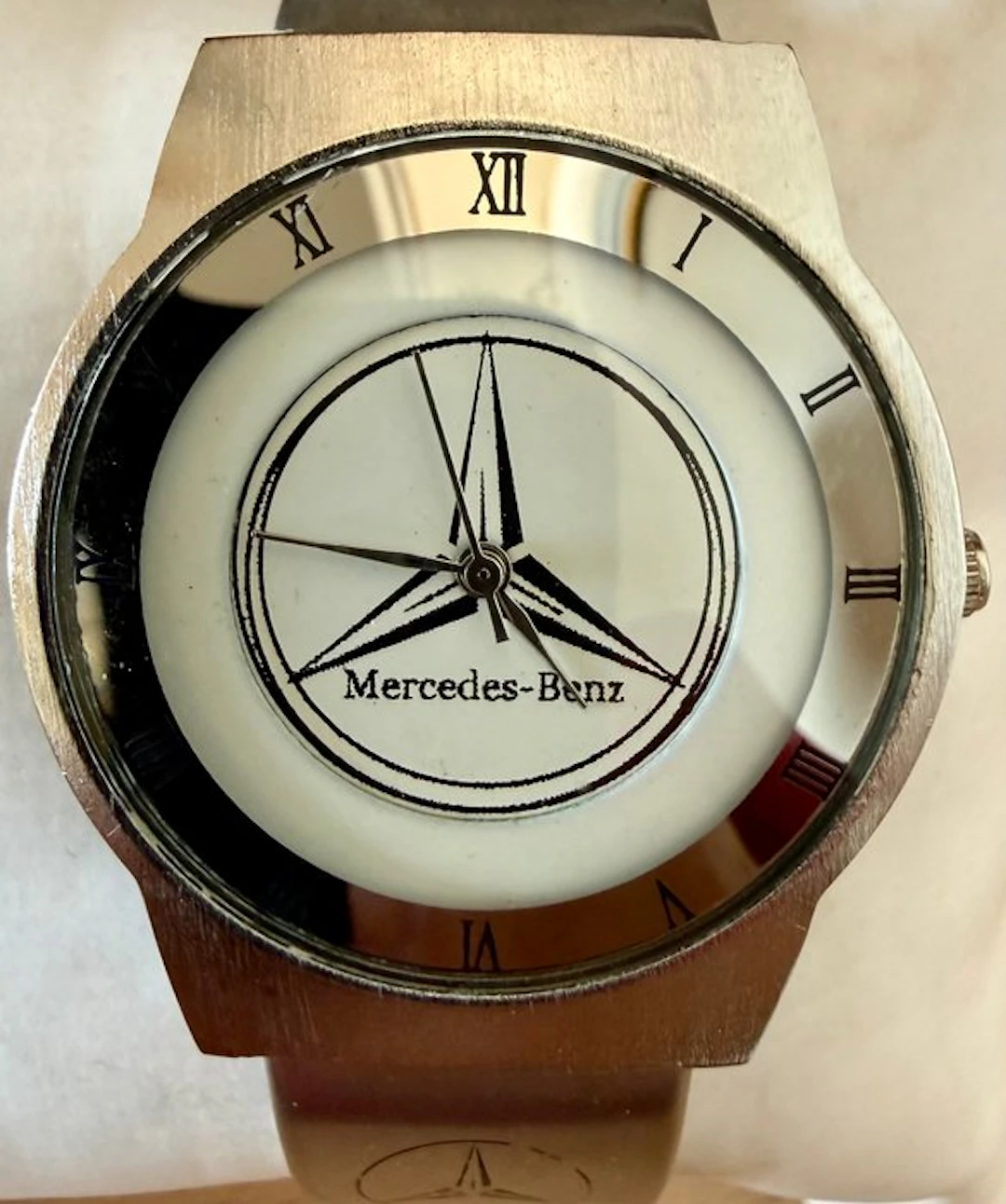 Watch - Mercedes-Benz