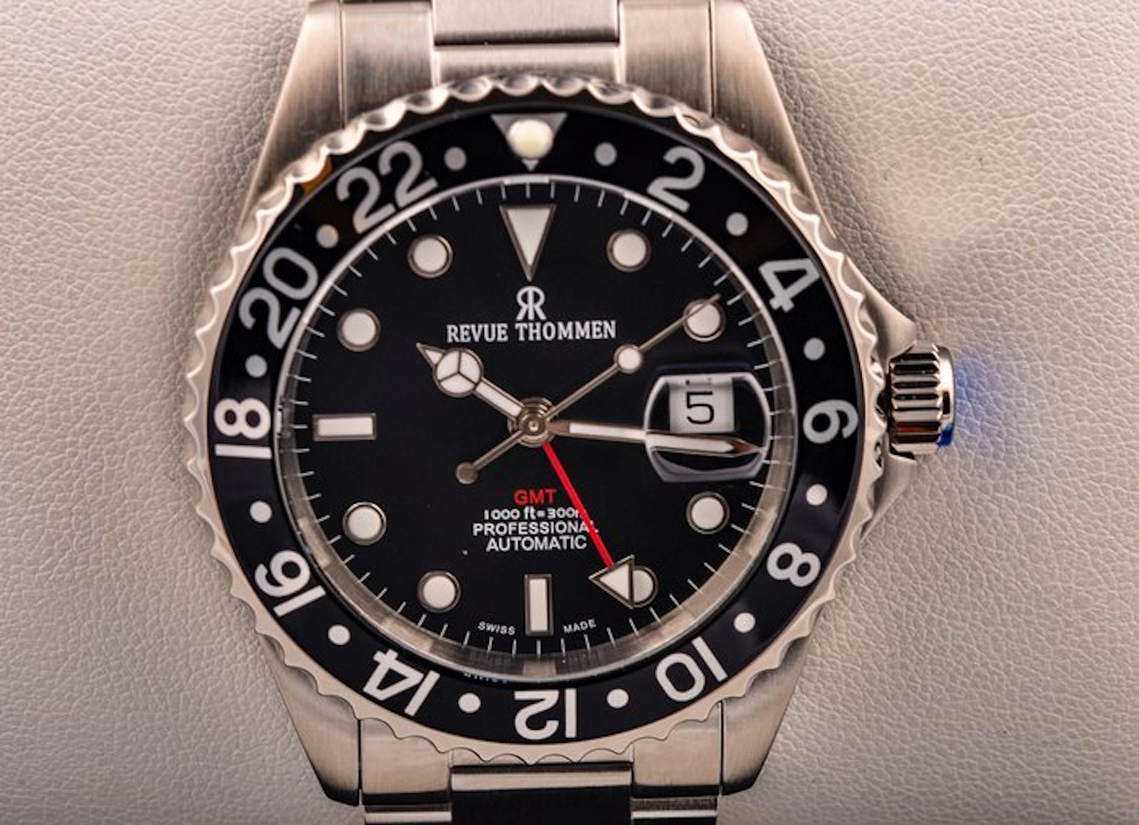 Revue Thommen - Diver GMT 300M - No reserve price - 17572.2137 - Men