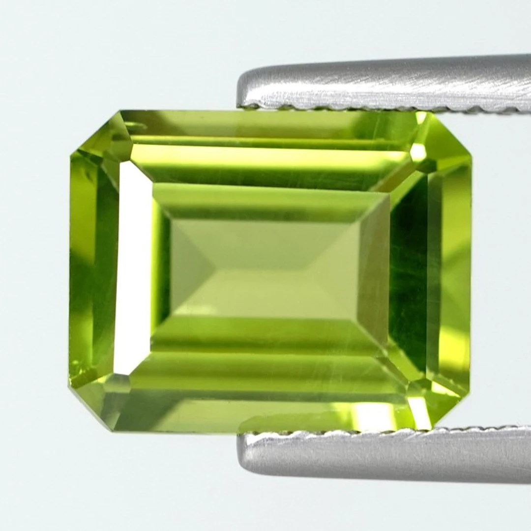 No reserve price - 1 pcs Green