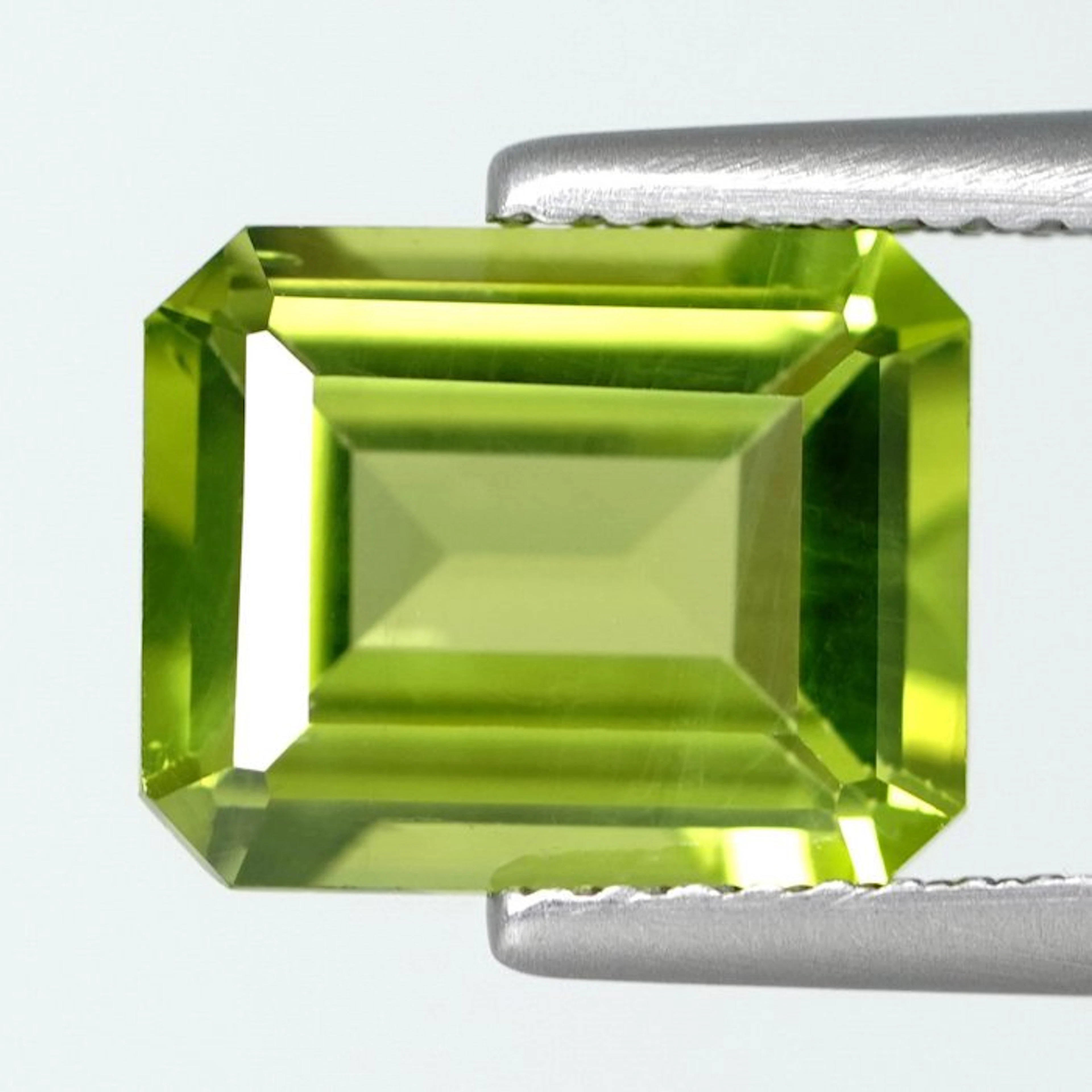 No reserve price - 1 pcs Green