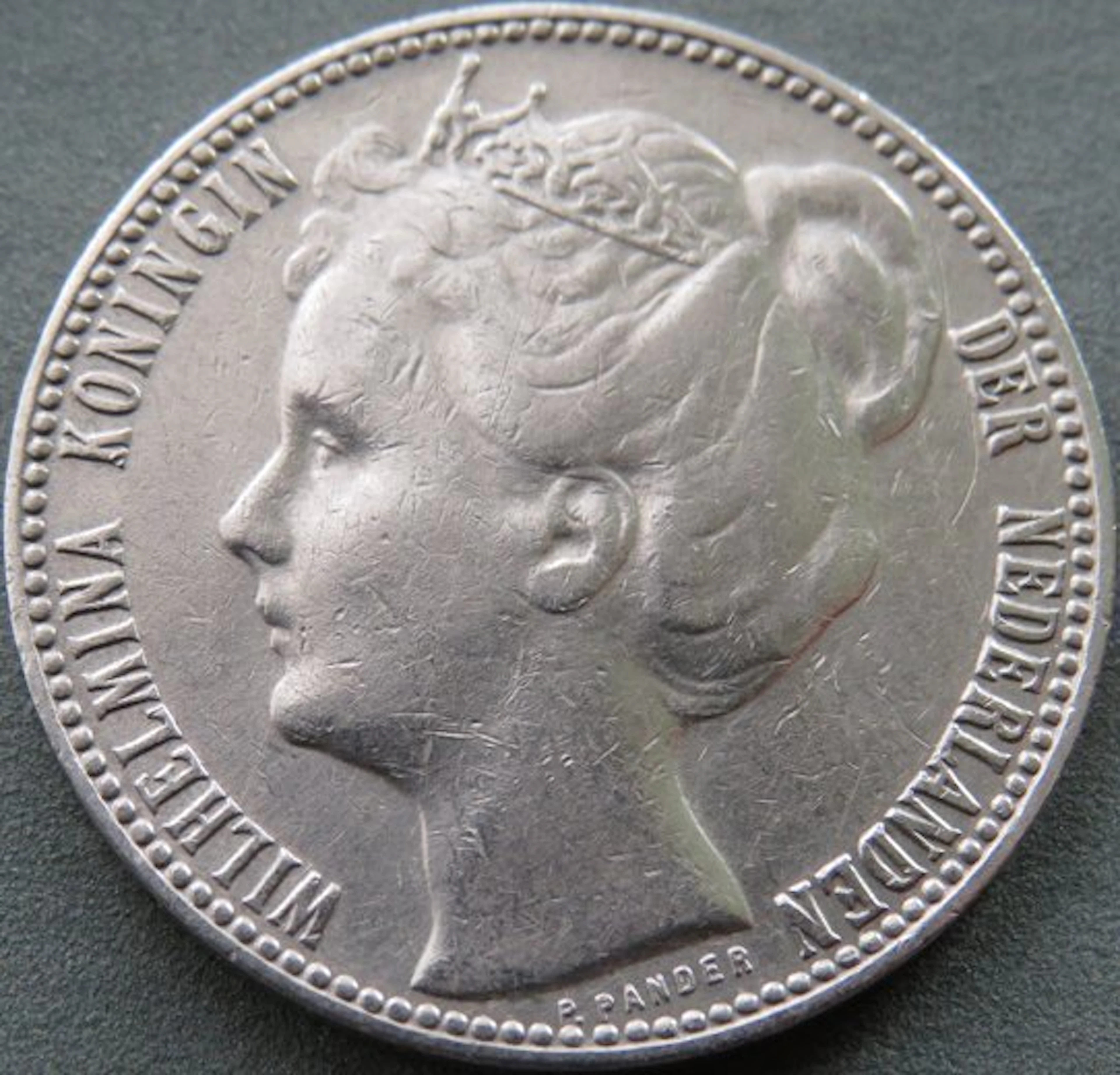 Netherlands. Wilhelmina. 1 Gulden 1909 (No reserve price)