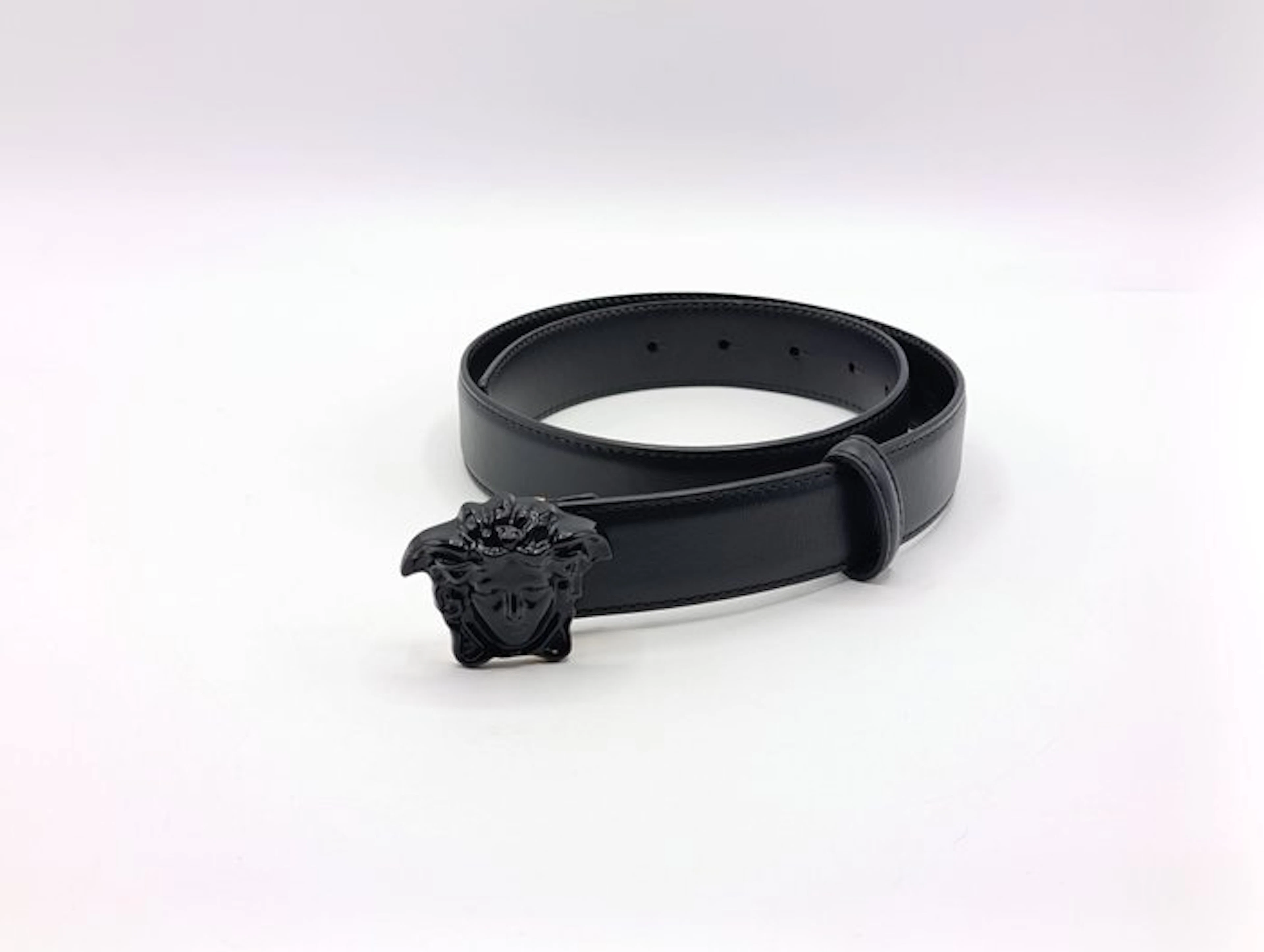 Versace - Taille 70 - 28 / DCU4747 . DVTP1 . 70 . 28 - Belt