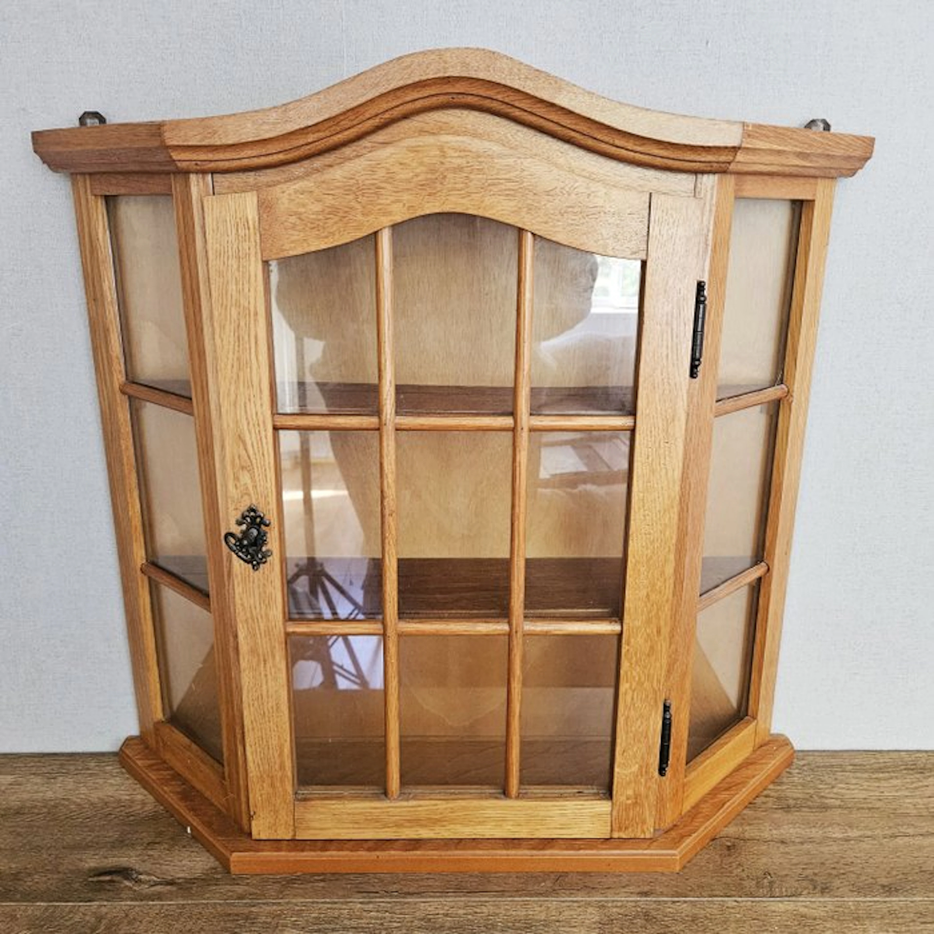Display case - Wood, Glass
