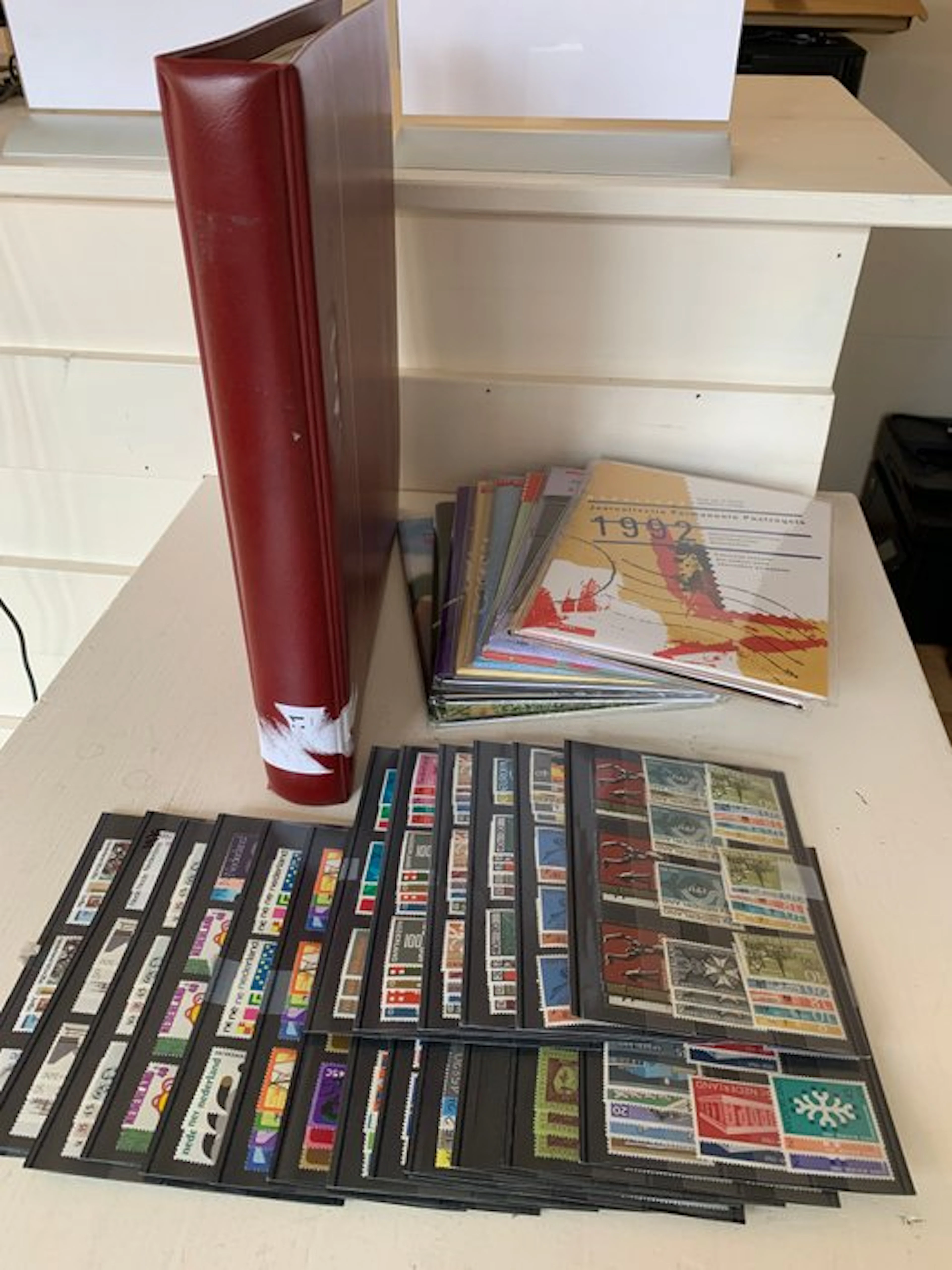 Netherlands 1965/2000 - Collection of series between 1965 and 2000