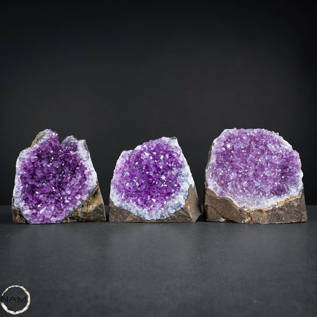 Exclusive amethyst druzy set with a highly crystalline...