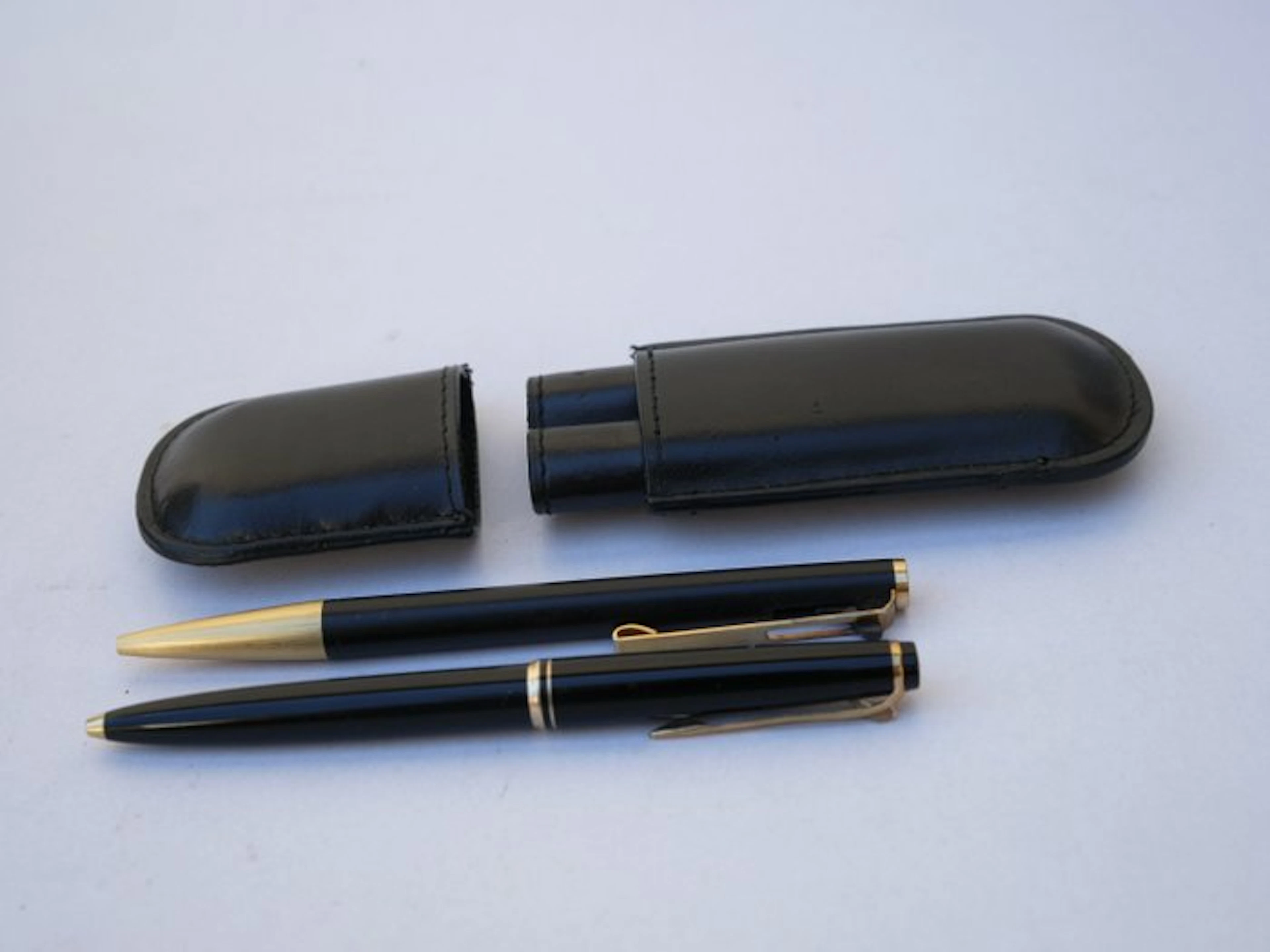 Montblanc - 2 Kipphebel Kugelschreiber No 28 und Germany...
