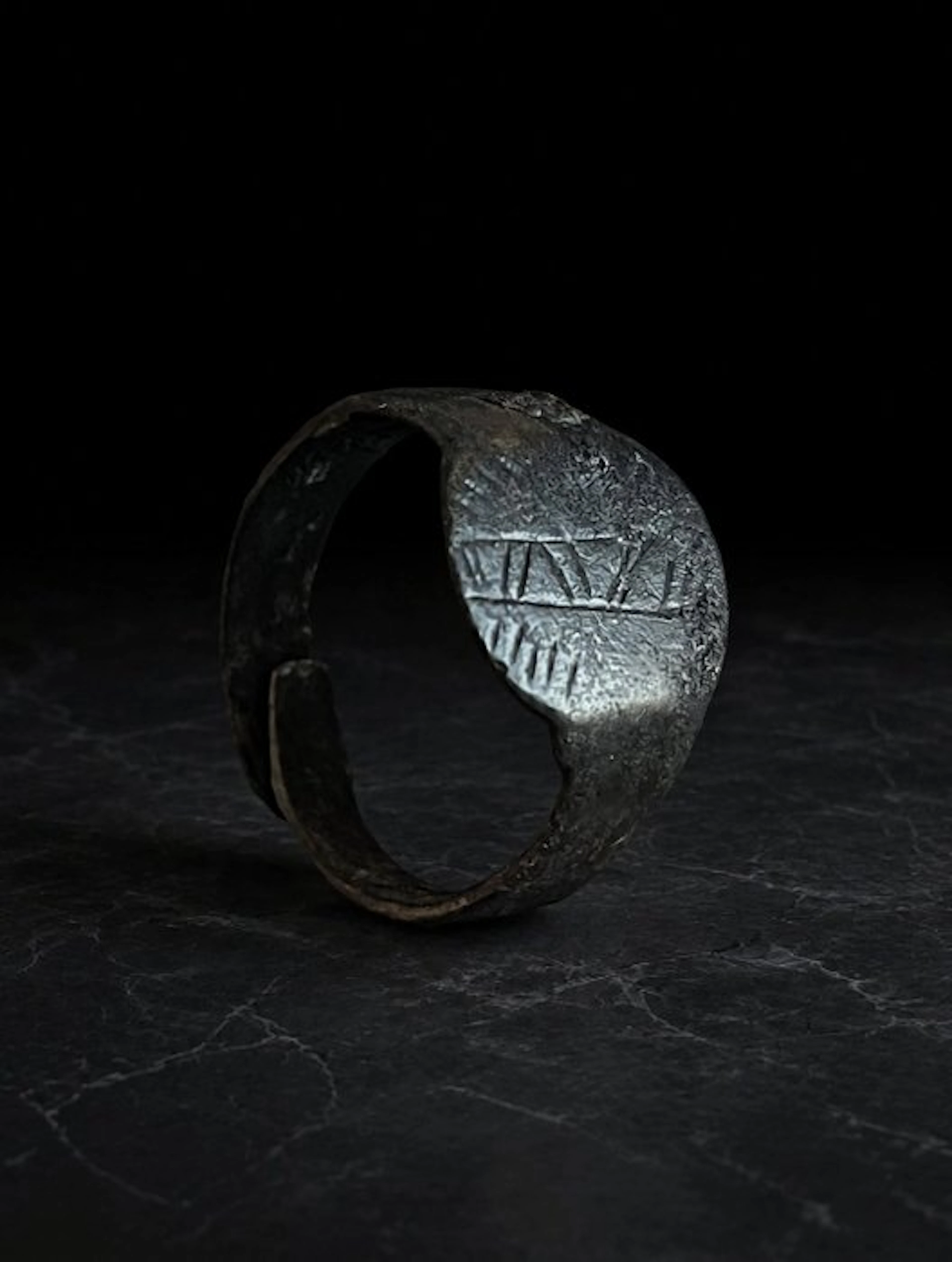 Byzantine Bronze Signet Ring 8th to 10th Century AD (No reserve price)