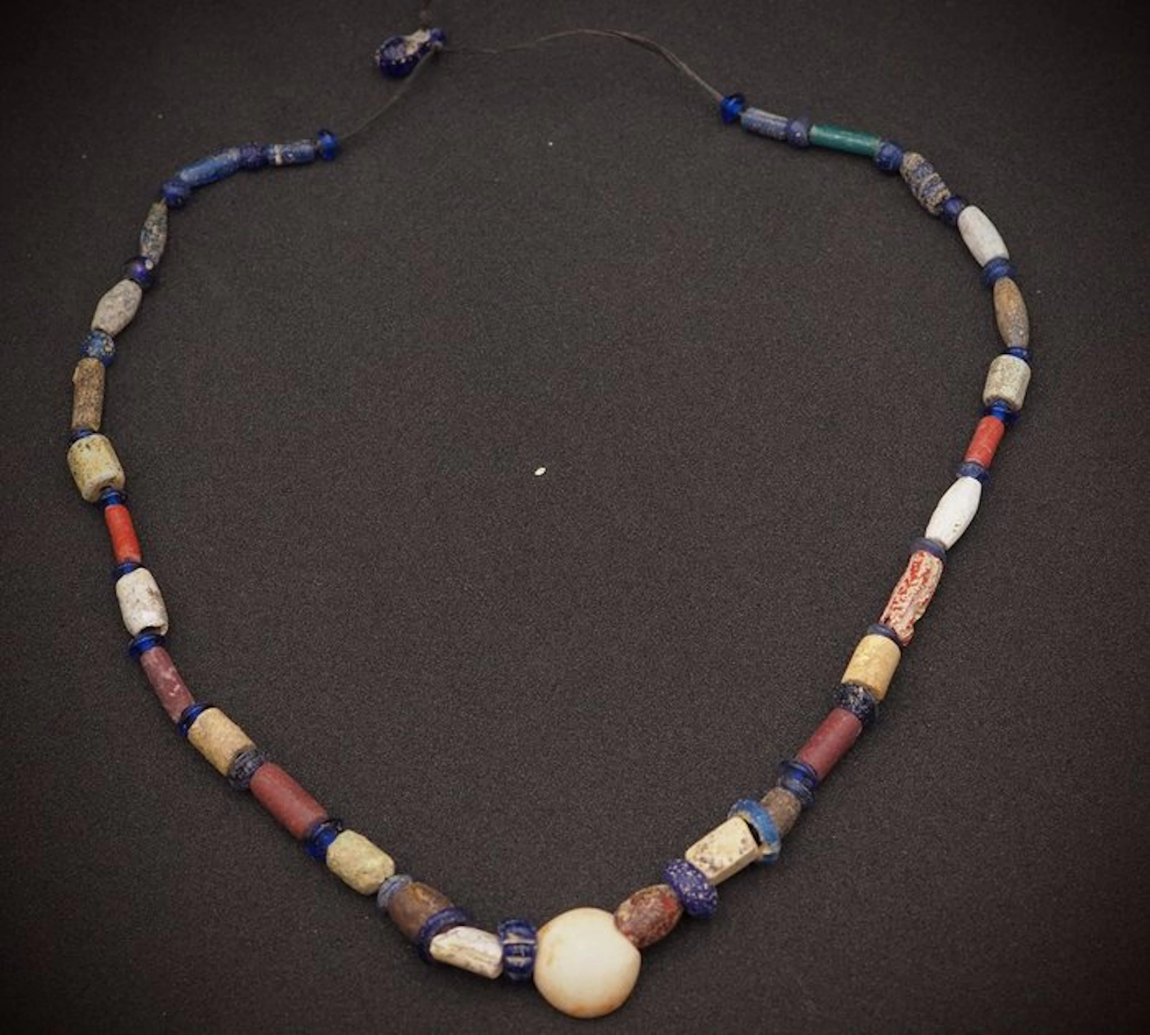 Ancient Gallo Roman - Celtic glass Beads Necklace - 350 mm