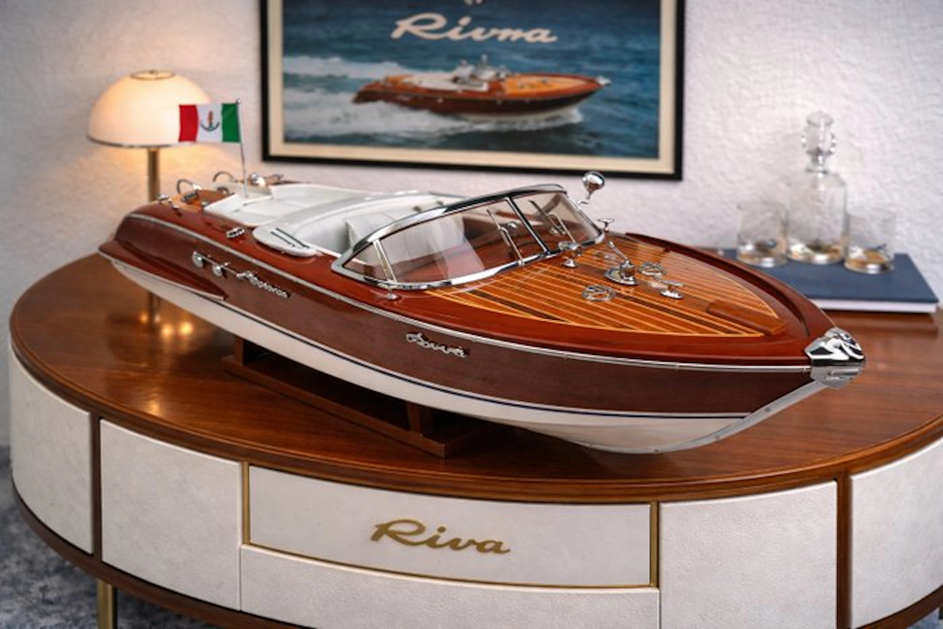 Maquette RIVA aquarama en bois Modélismes (53 cm.) 1:12 - Model boat