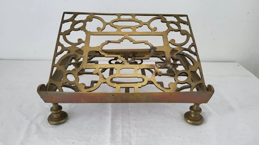 Easel - Bronze - Beau Lutrin debut 19th