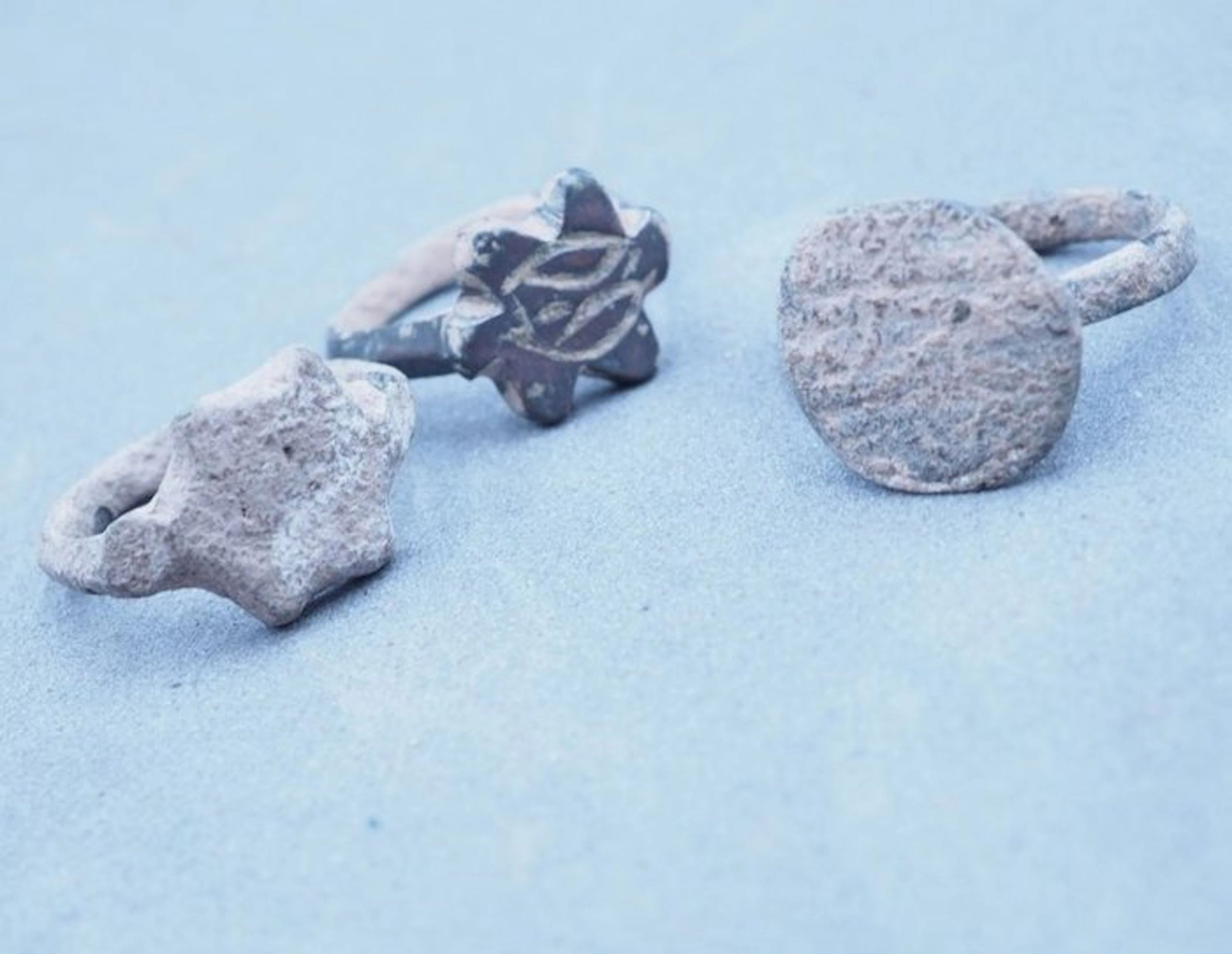 Medieval, Crusaders Bronze Three Finger Rings (No reserve price)